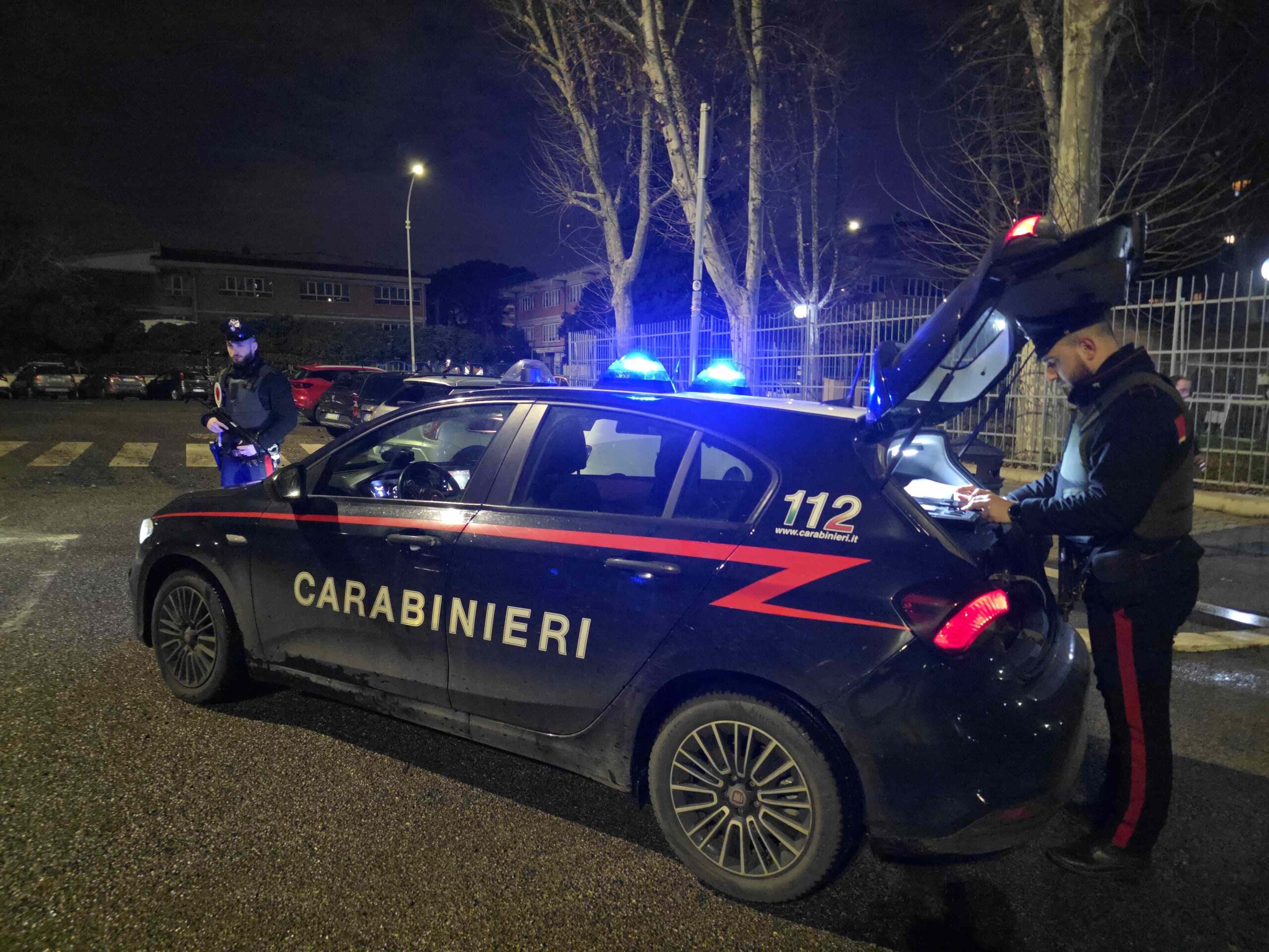 CASILINA_-_I_Carabinieri_durante_i_controlli__1_