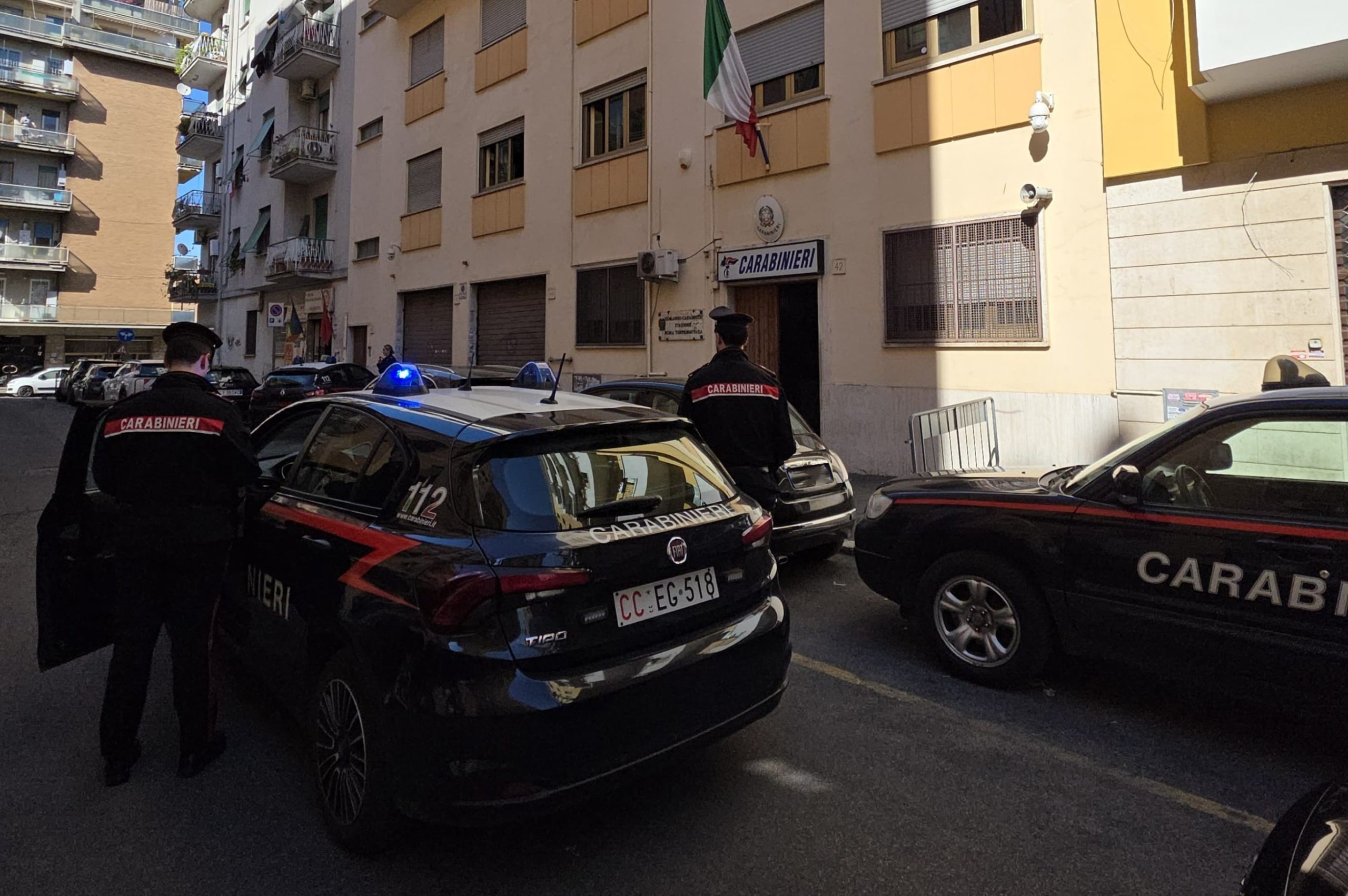 CASILINA_-_I_Carabinieri_impegnati_nei_controlli_a_Torpignattara__Pigneto_e_Malatesta__4_