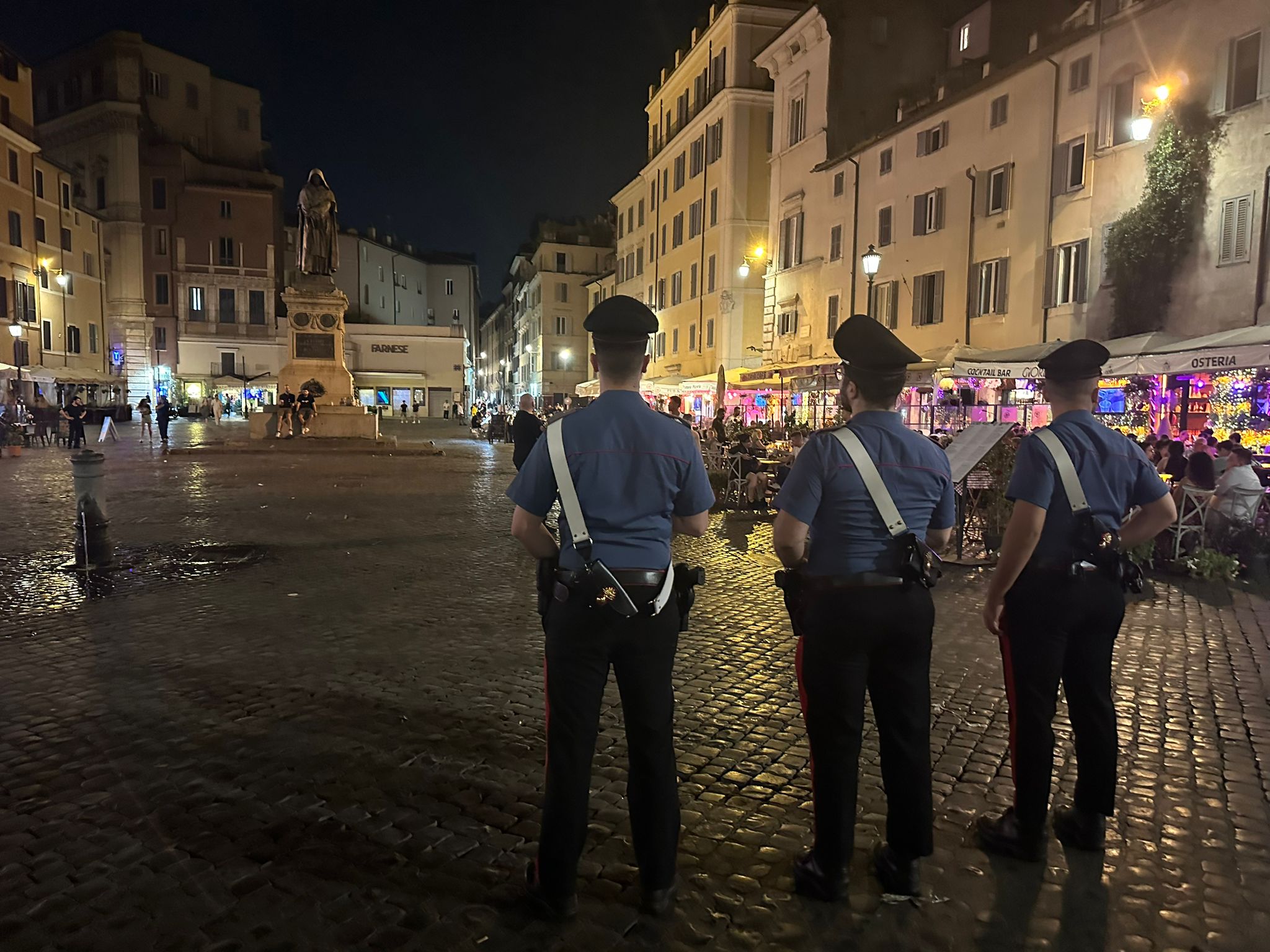 CENTRO_-_Controlli_dei_Carabinieri_nel_centro_storico__2_