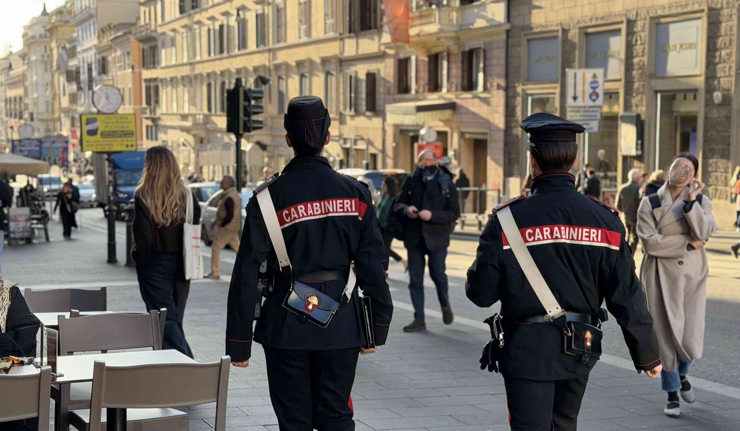 CENTRO_-_I_controlli_dei_Carabinieri__1_