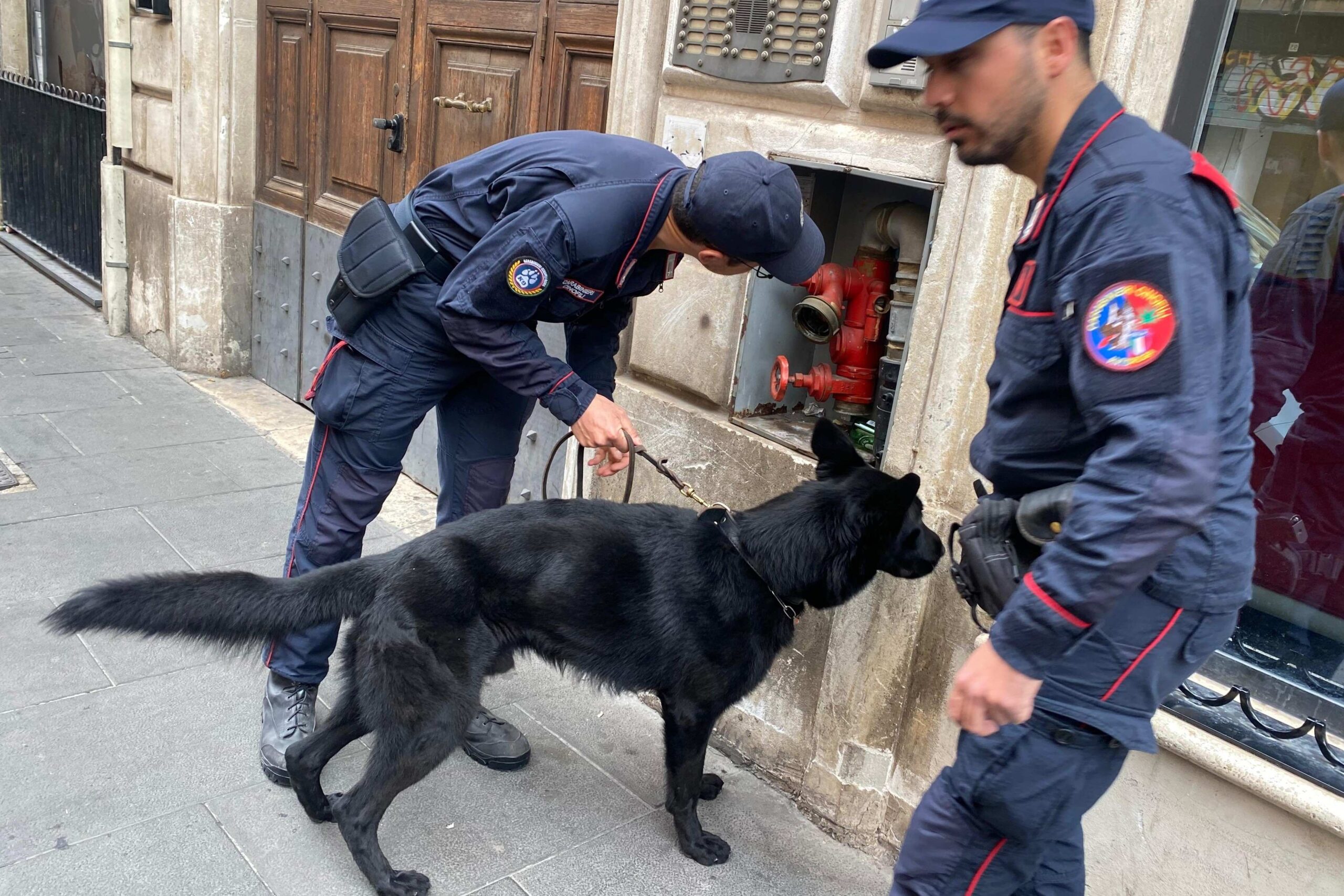 CENTRO_-_I_controlli_dei_Carabinieri_a_Termini__4_