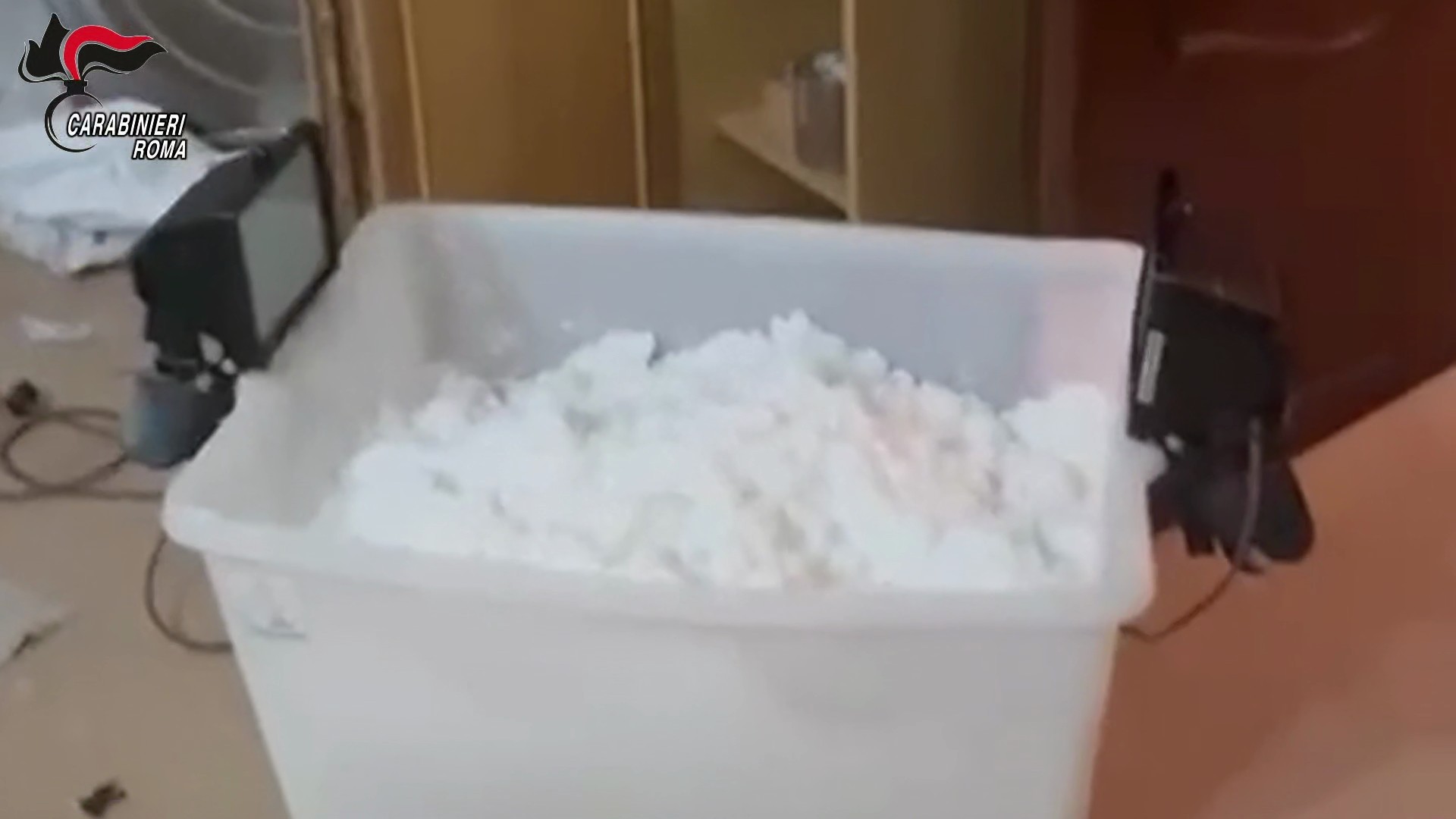 CIVITAVECCHIA_-_Fermo_del_PM_per_raffineria_droga___3_
