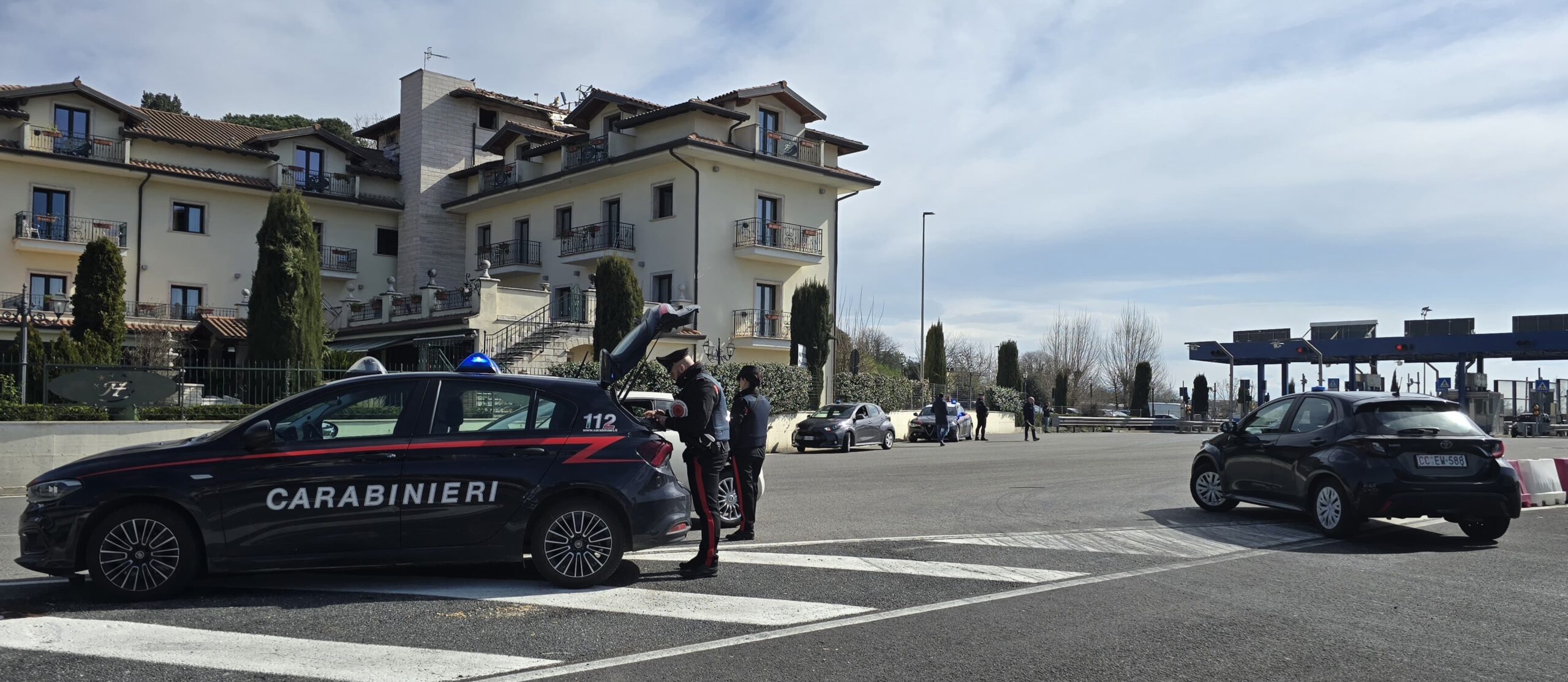 COLLEFERRO_-_Controlli_dei_Carabinieri__2_