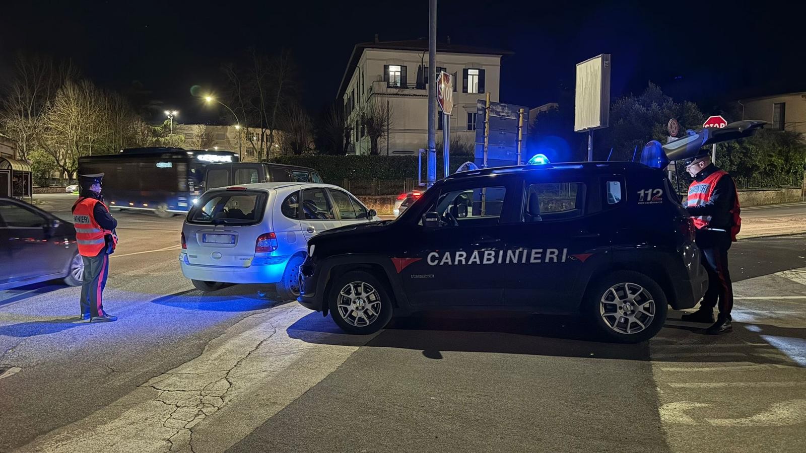 COLLEFERRO_-_I_controlli_dei_Carabinieri__2_