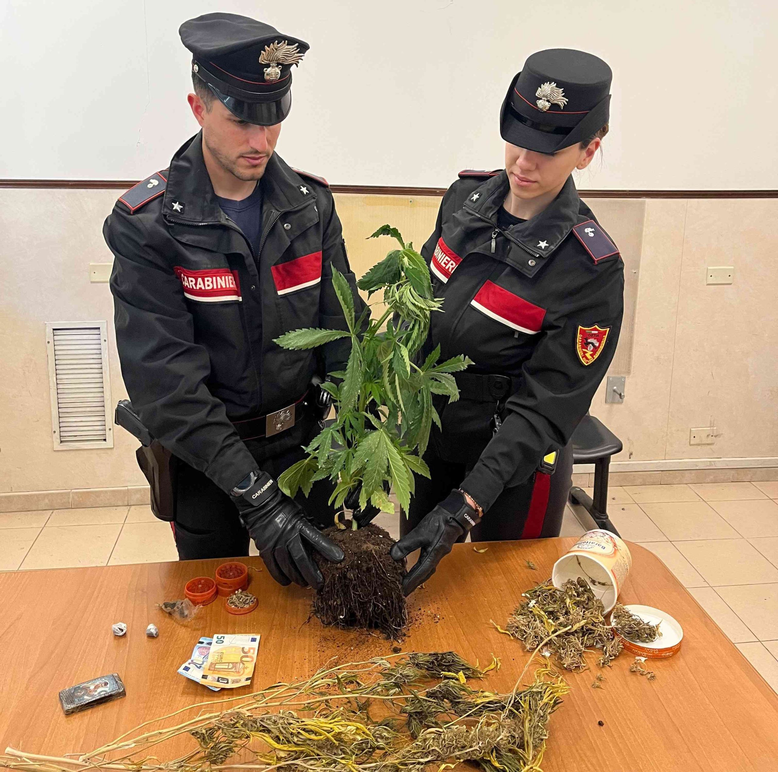 OSTIA_-_I_controlli_dei_Carabinieri_sul_litorale__3_