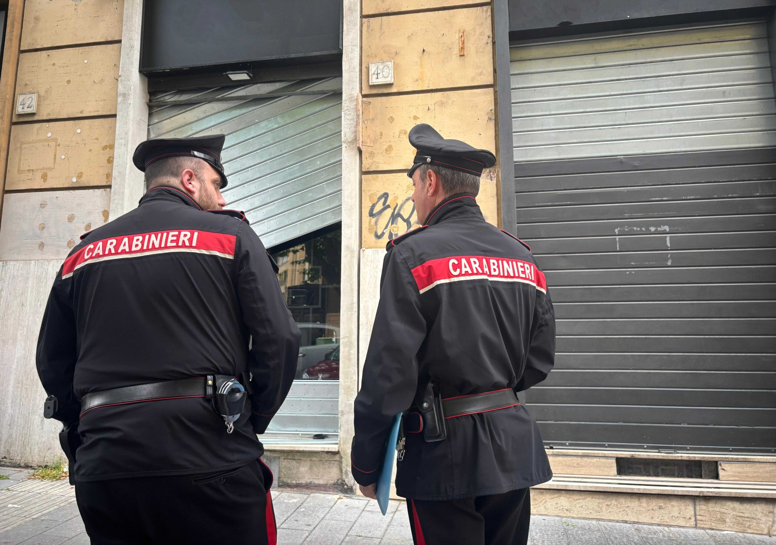 PIAZZA_DANTE_-_I_Carabinieri_intervenuti__1_