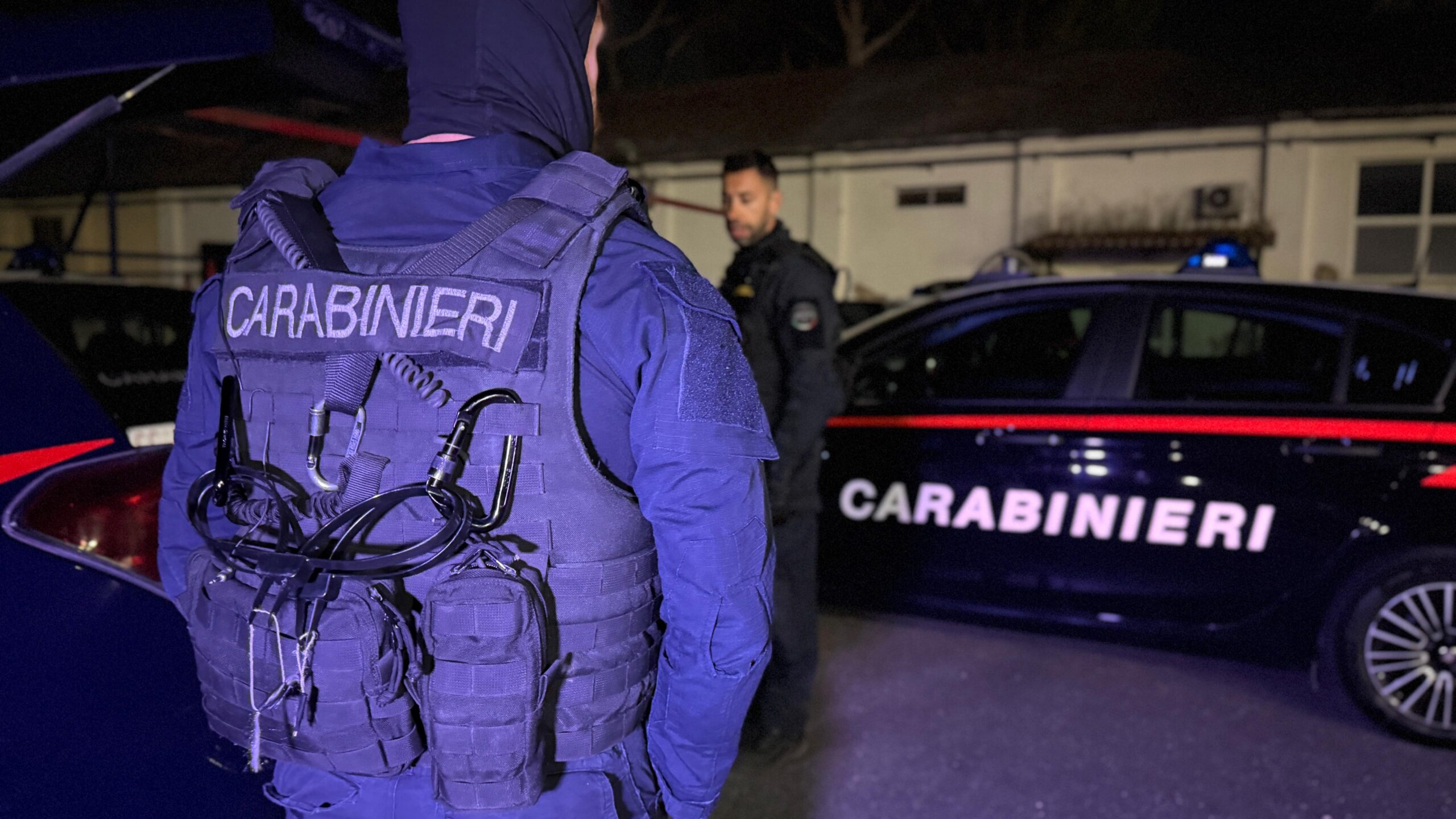 PROVINCIALE_-_I_Carabinieri_impegnati_nell_operazione__4_