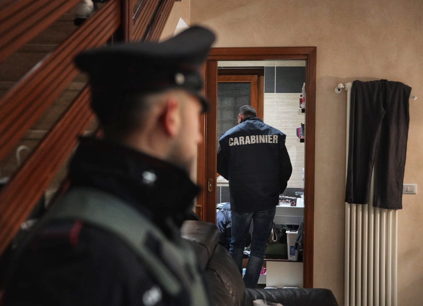 TIVOLI_-_I_Carabinieri_durante_l_esecuzione__2_