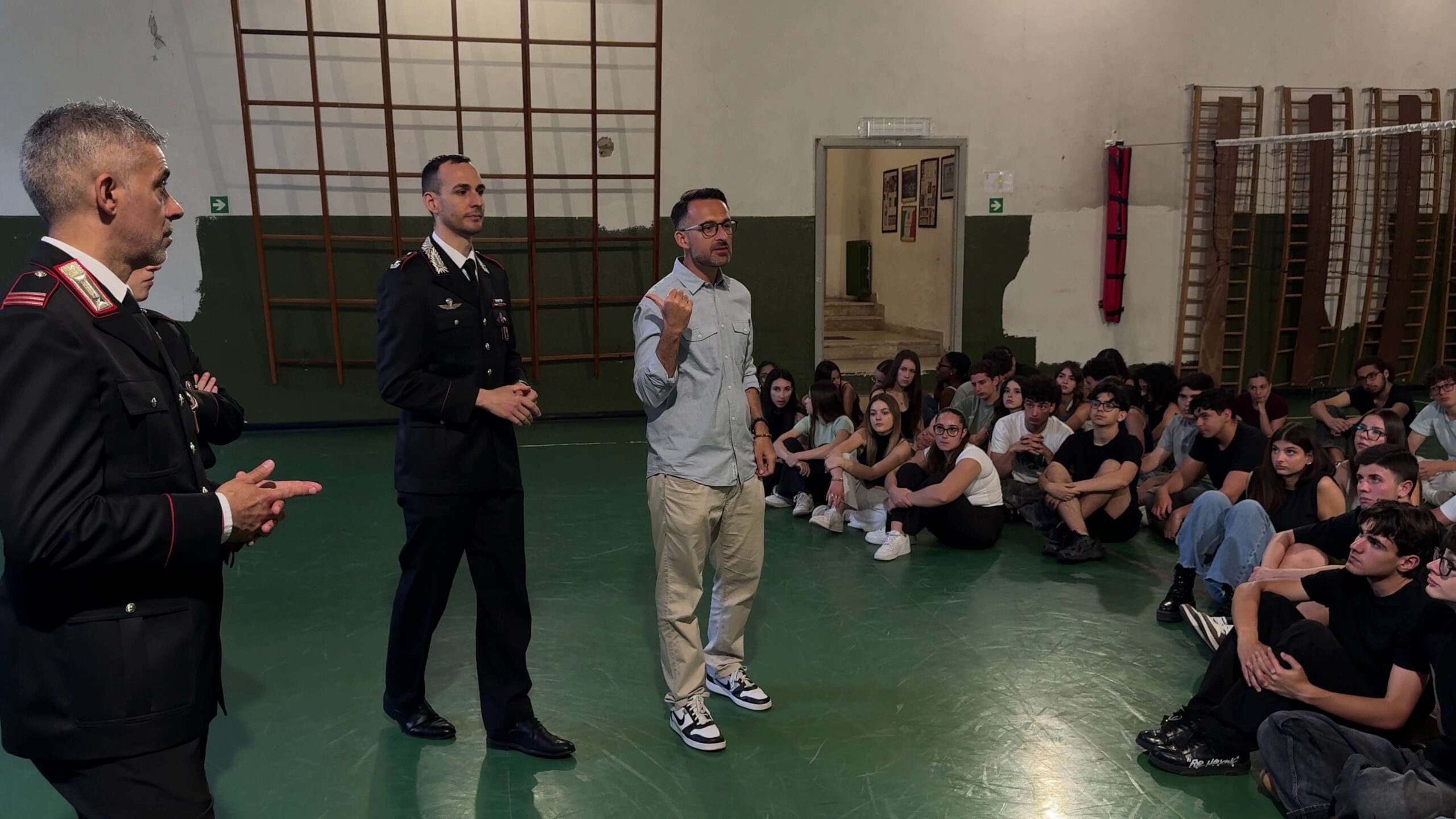 2026_06_04_Lezione_di_legalit__al_Liceo_Francesco_d__Assisi_con_Lorenzo_Nicolini__1_
