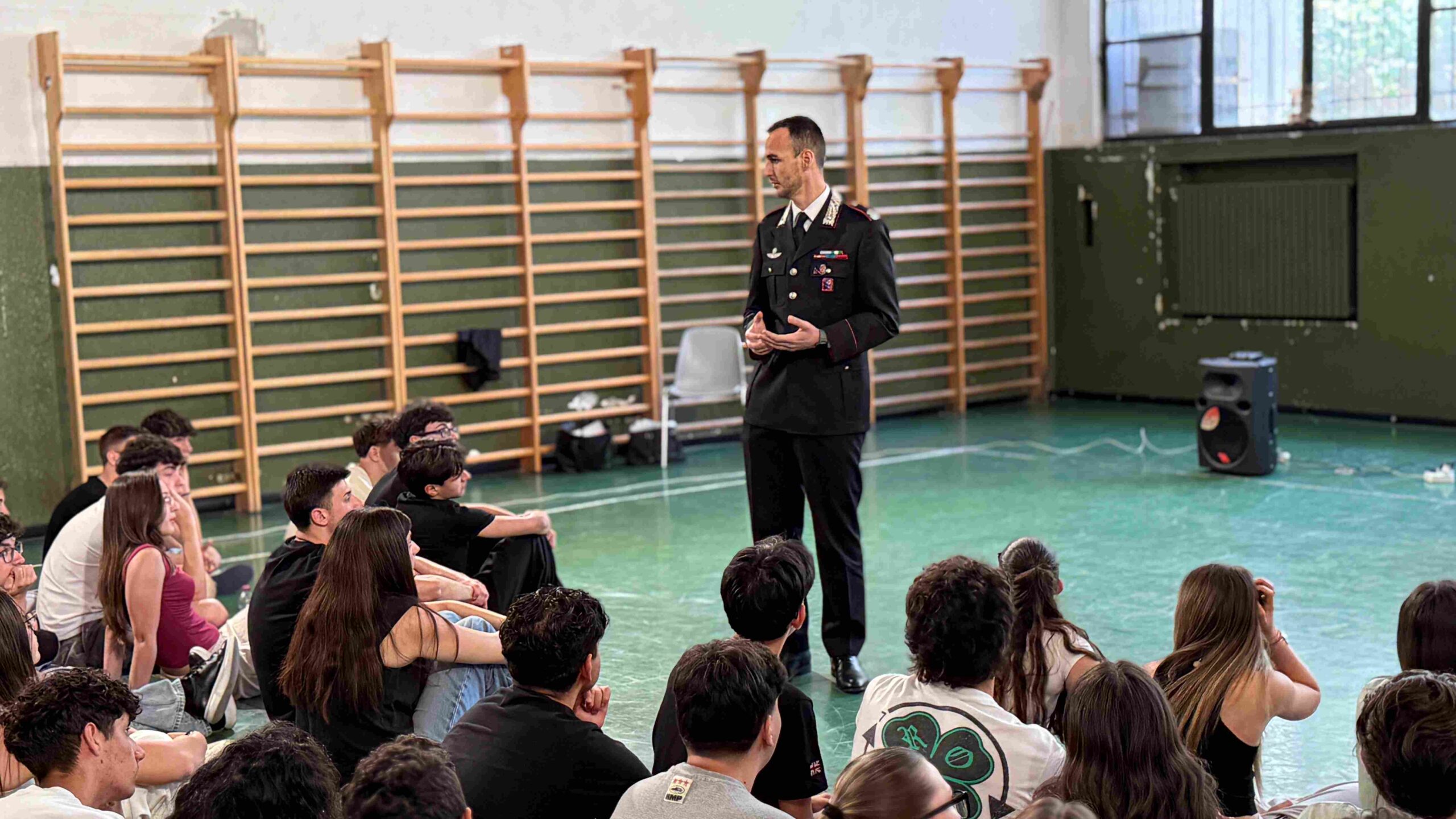 2026_06_04_Lezione_di_legalit__al_Liceo_Francesco_d__Assisi_con_Lorenzo_Nicolini__2_