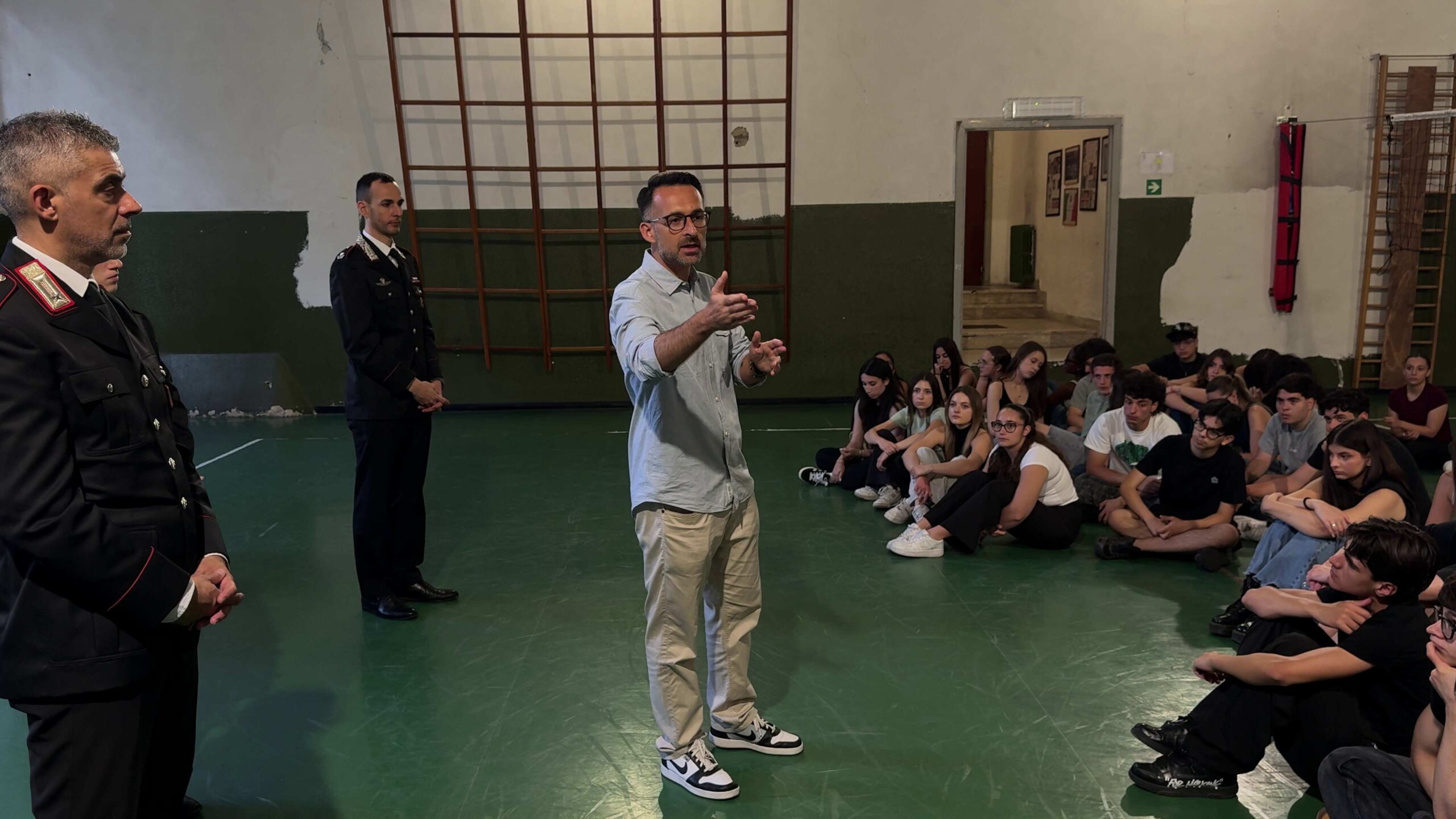 2026_06_04_Lezione_di_legalit__al_Liceo_Francesco_d__Assisi_con_Lorenzo_Nicolini__5_