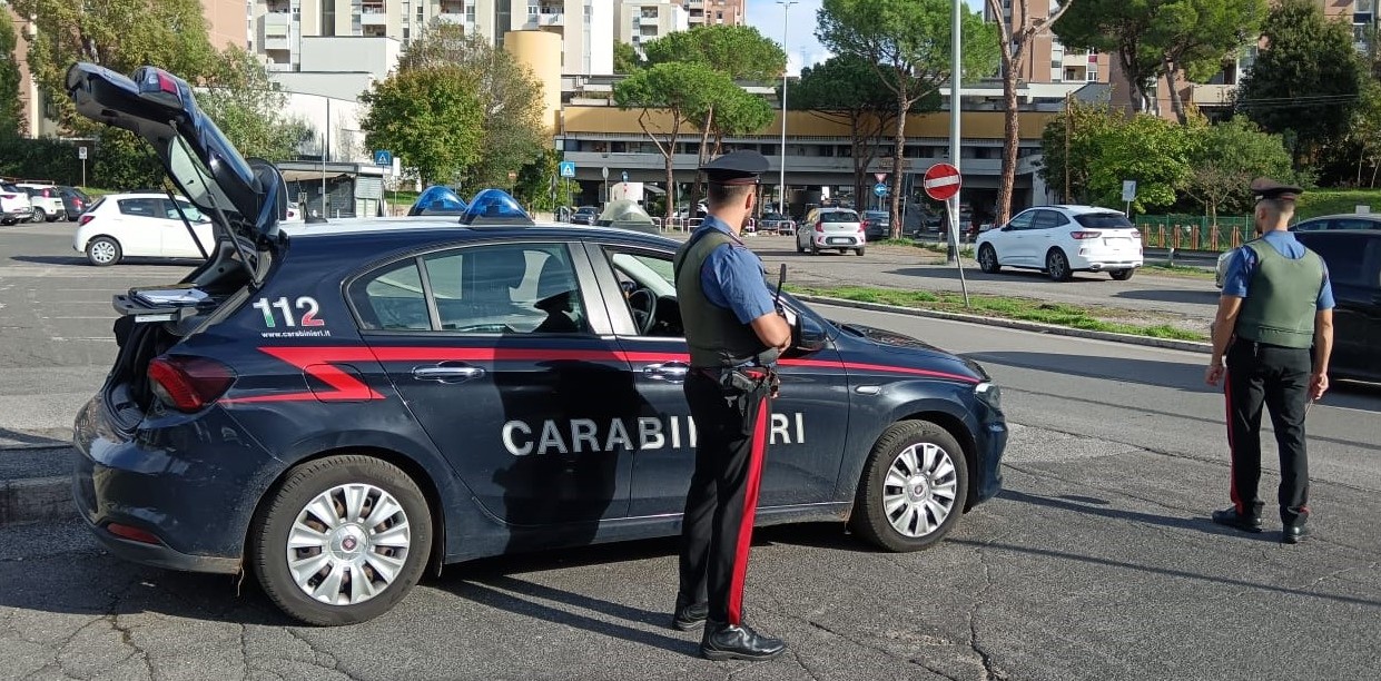 EUR_-_Controlli_dei_Carabinieri__4_