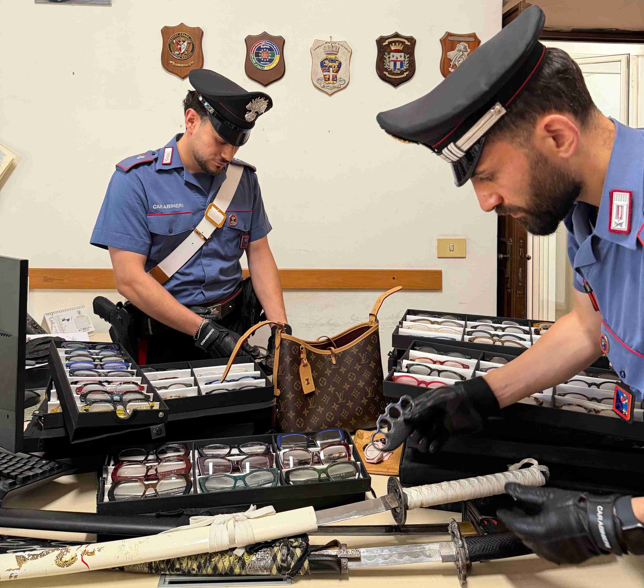 EUR_-_La_refurtiva_sequestrata_dai_Carabinieri__1_