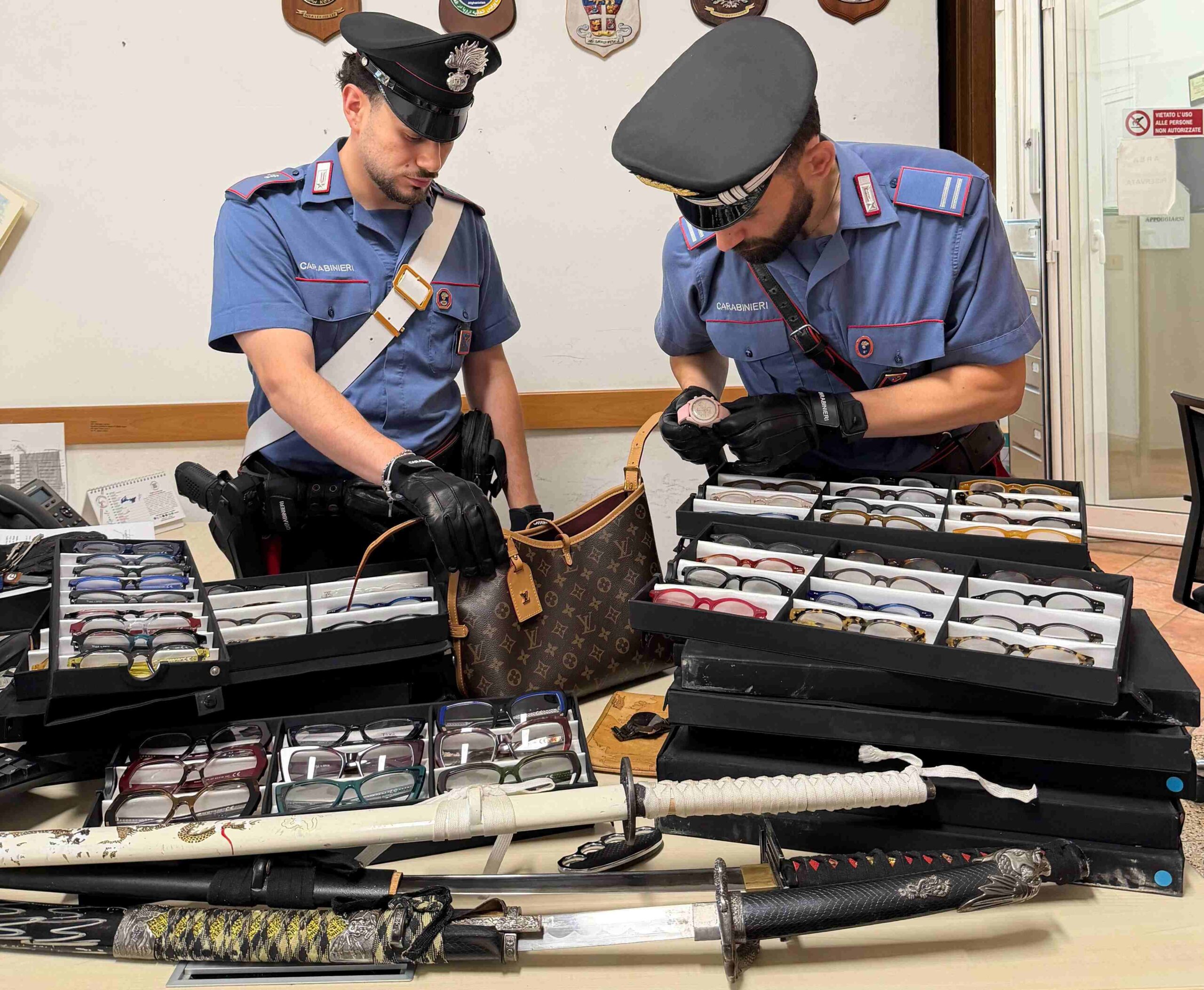 EUR_-_La_refurtiva_sequestrata_dai_Carabinieri__3_