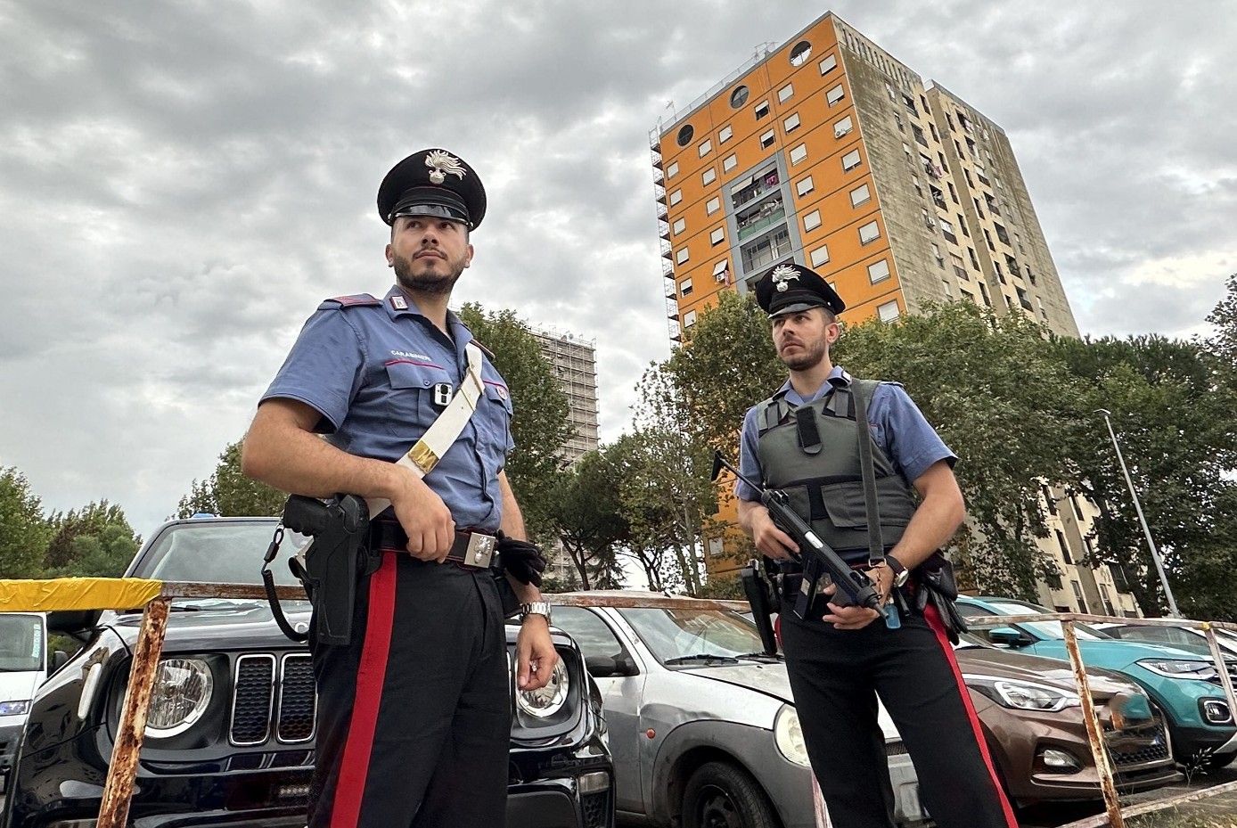 FRASCATI_-_Controlli_dei_Carabinieri_nella_periferia_est_di_Roma__1_