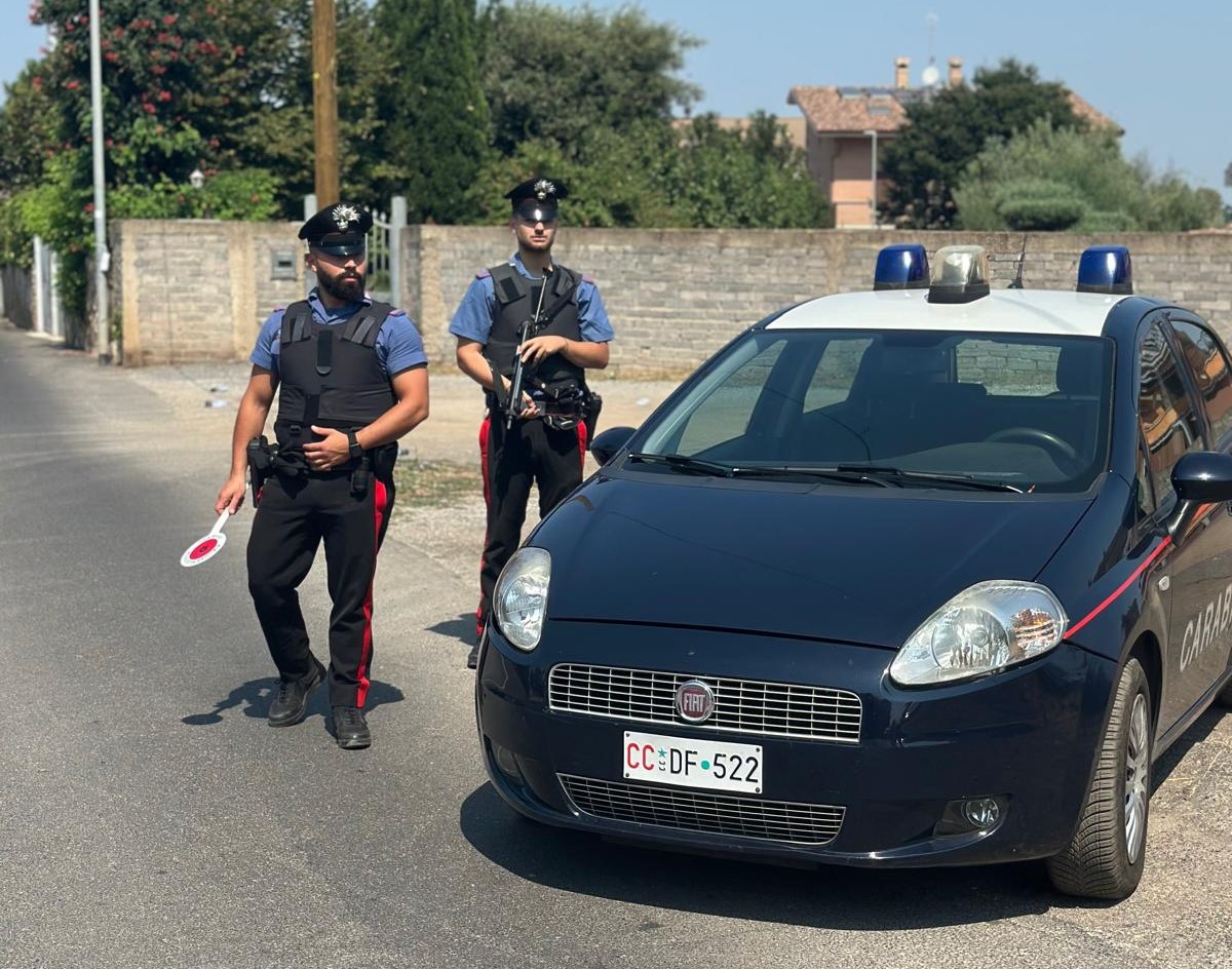 FRASCATI_-_I_controlli_dei_Carabinieri_a_Tor_Bella_Monaca___3_