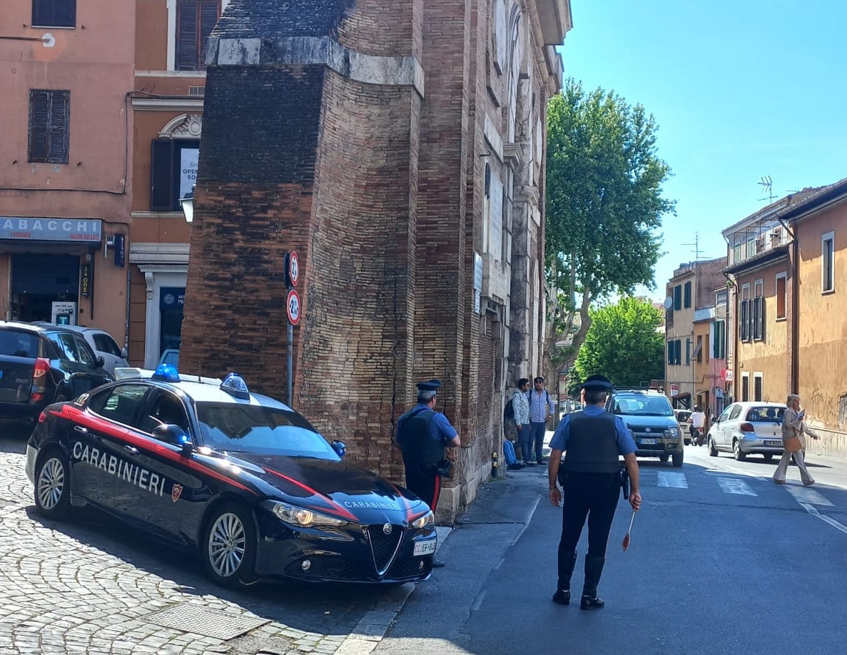 MONTEROTONDO_-_I_Carabinieri_impegnati_nei_controlli__1_