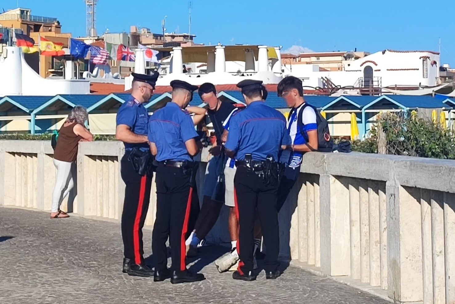 OSTIA_-_Controlli__dei_Carabinieri_sul_litorale__3_