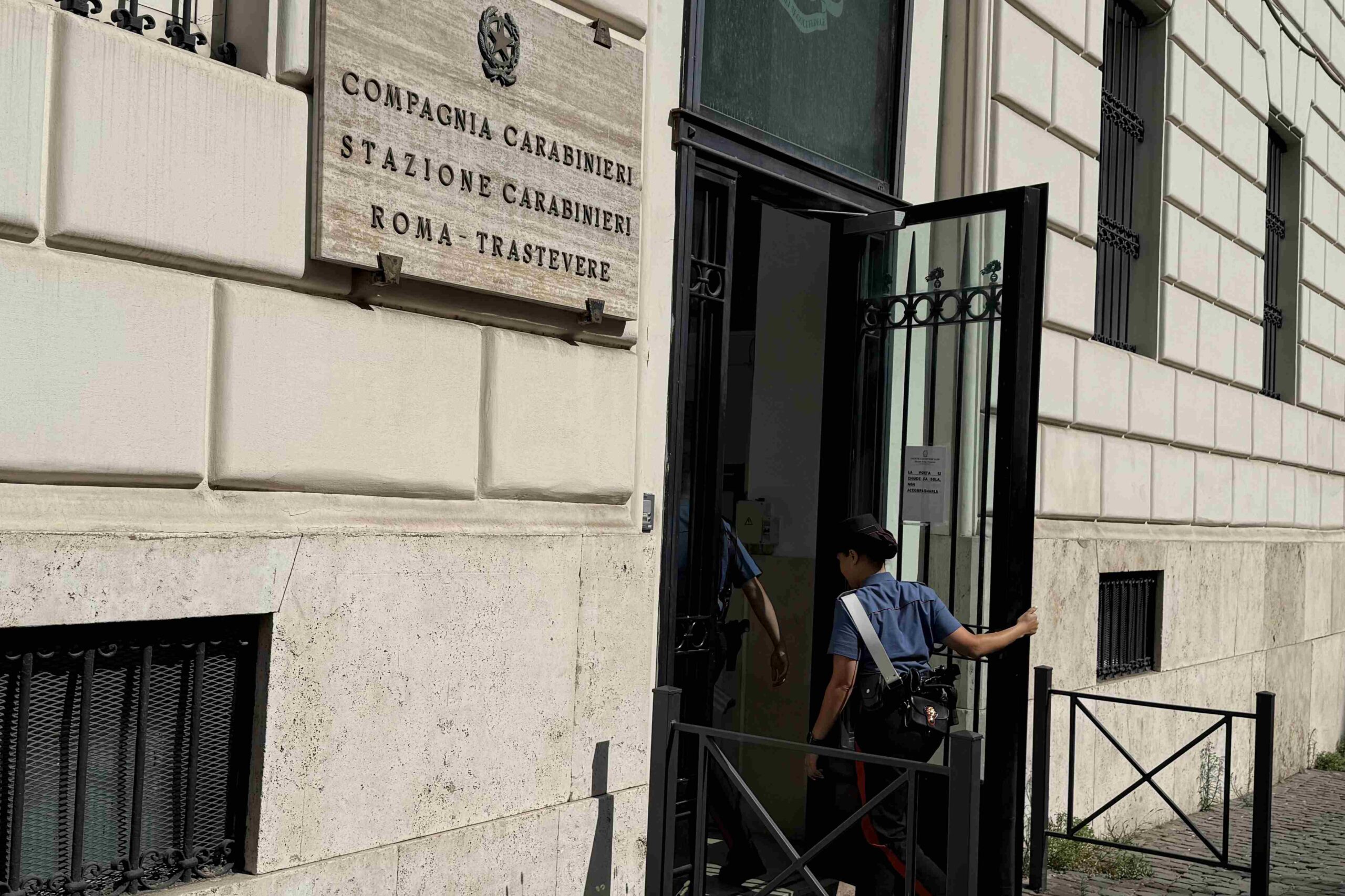 TRASTEVERE_-_La_pattuglia_dei_Carabinieri_intervenuti