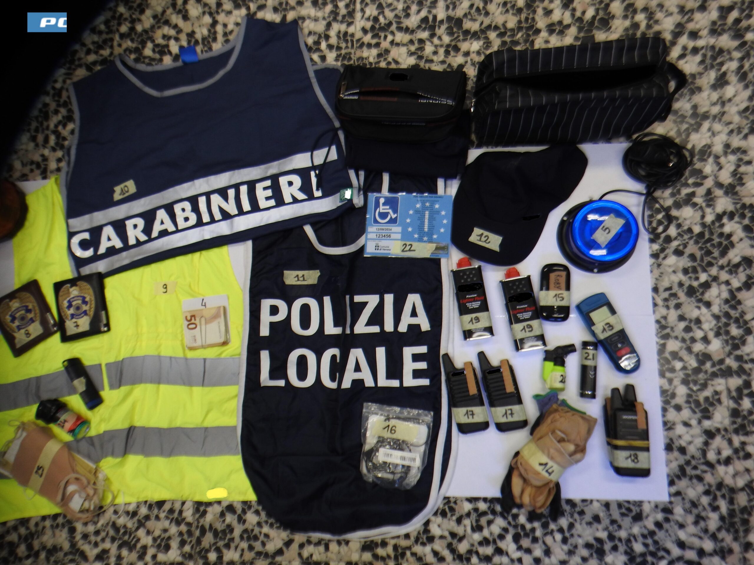 polizia_a64dbd3f_1