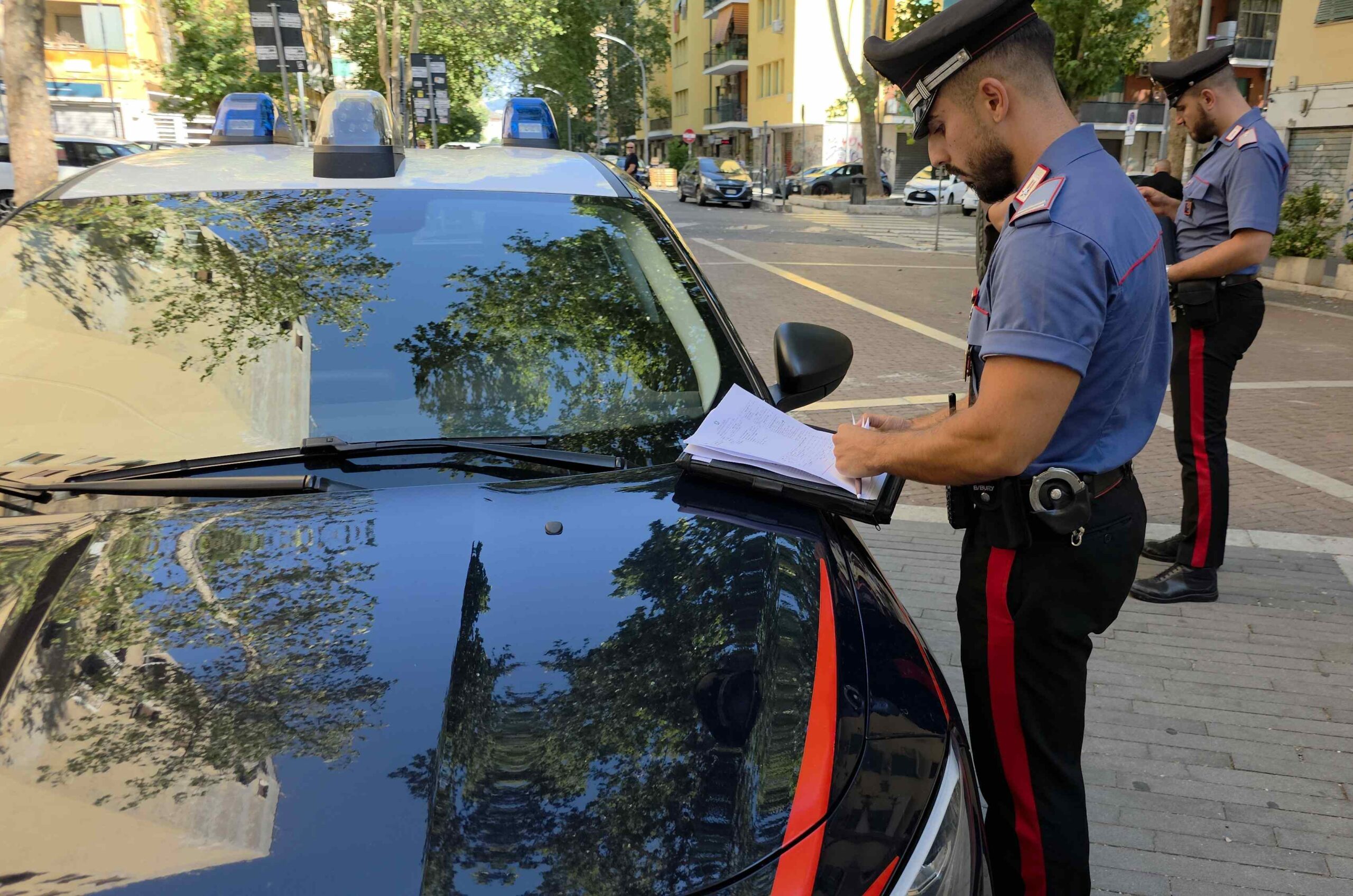 CASILINA_-_Controlli_dei_Carabinieri_nel_quartiere_Cinecit_t___3_