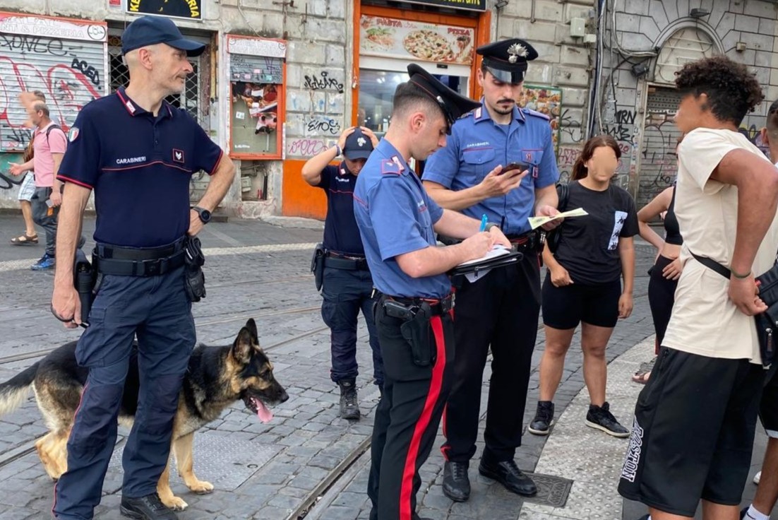CENTRO_-_I_controlli_dei_Carabinieri_nel_centro_storico__1_