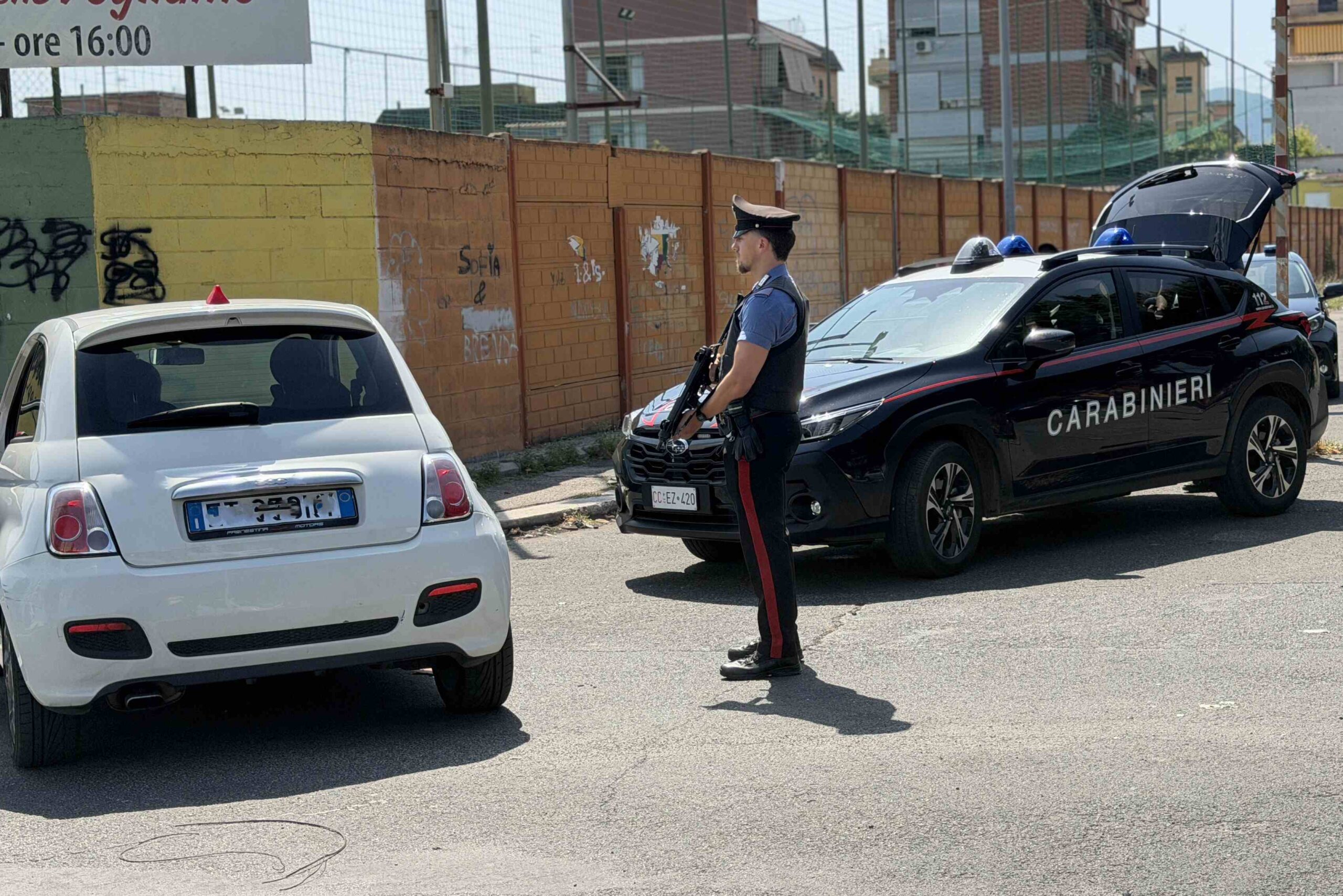 FRASCATI_-_Controlli_dei_Carabinieri_a_Tor_Bella_Monaca__4_