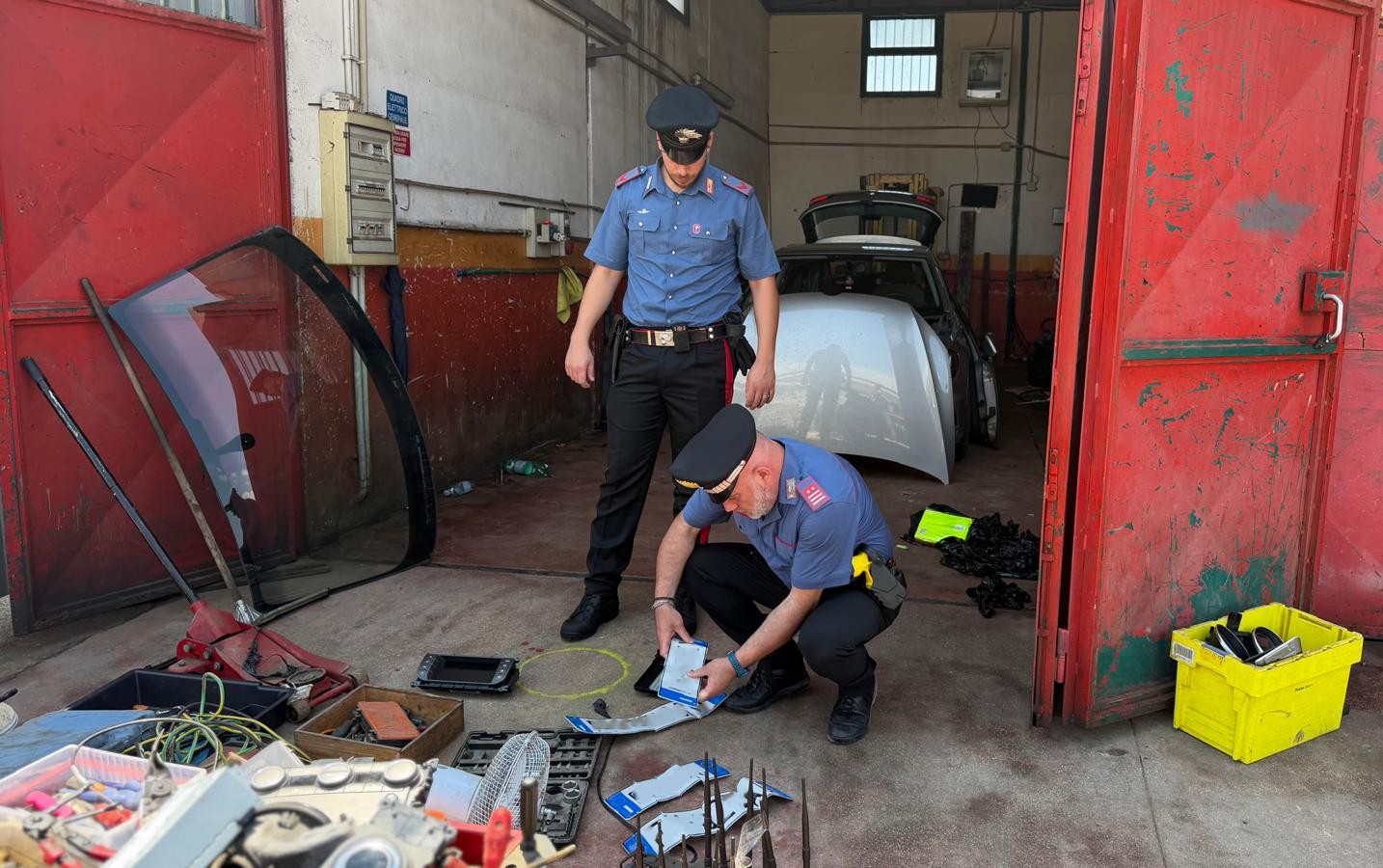 PIAZZA_DANTE_-_Riciclaggio_e_ricettazione__3_