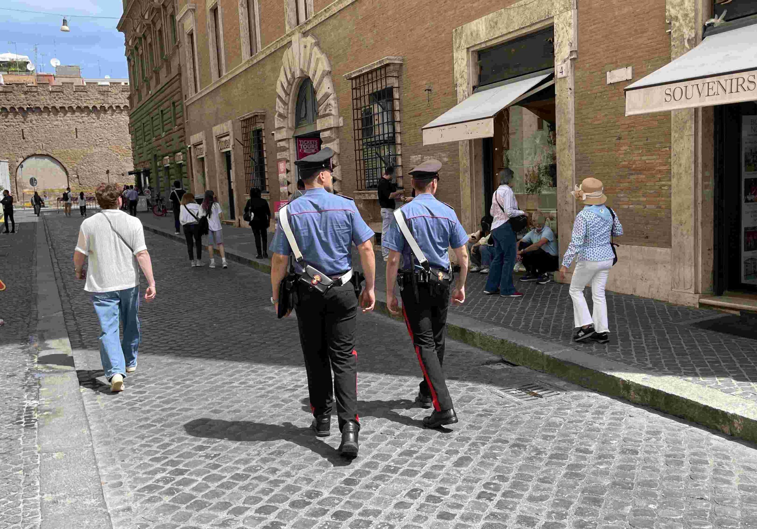 SAN_PIETRO_-_I_Controlli_dei_Carabinieri__5_