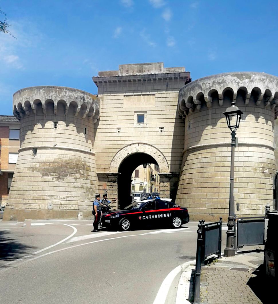 VELLETRI_-_ControllI_dei_Carabinieri_a_Velletri__1_