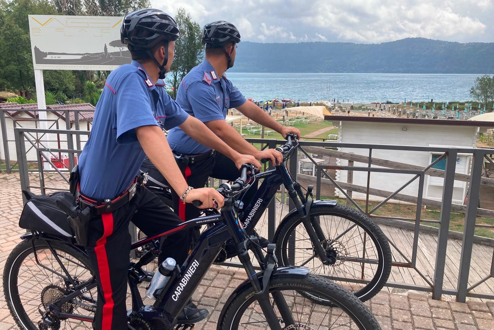 CASTEL_GANDOLFO_-_Le_pattuglie_dei_Carabinieri_in_Ebike__5_