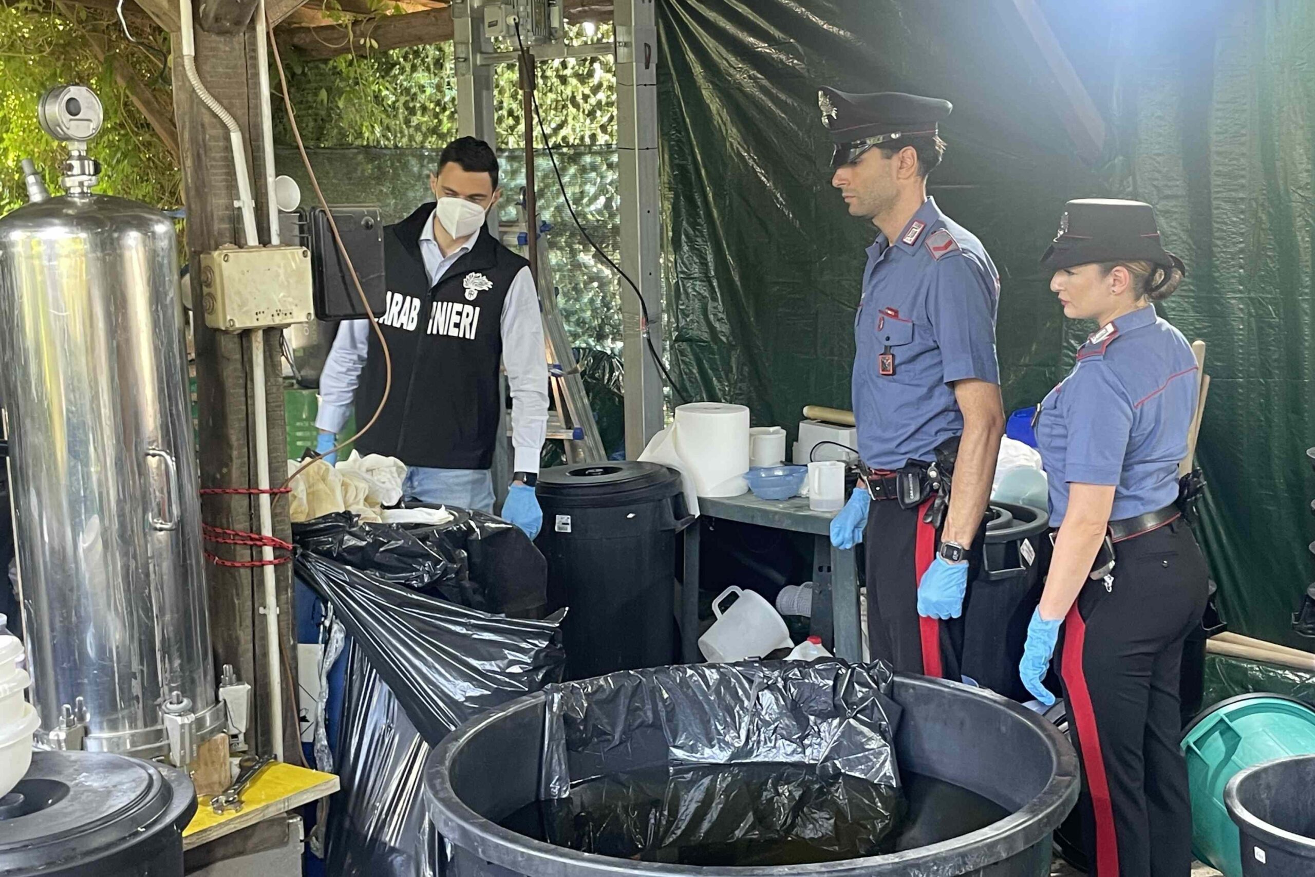 NINV_FRASCATI_-_La_raffineria_della_droga_scoperta_dai_Carabinieri__6_