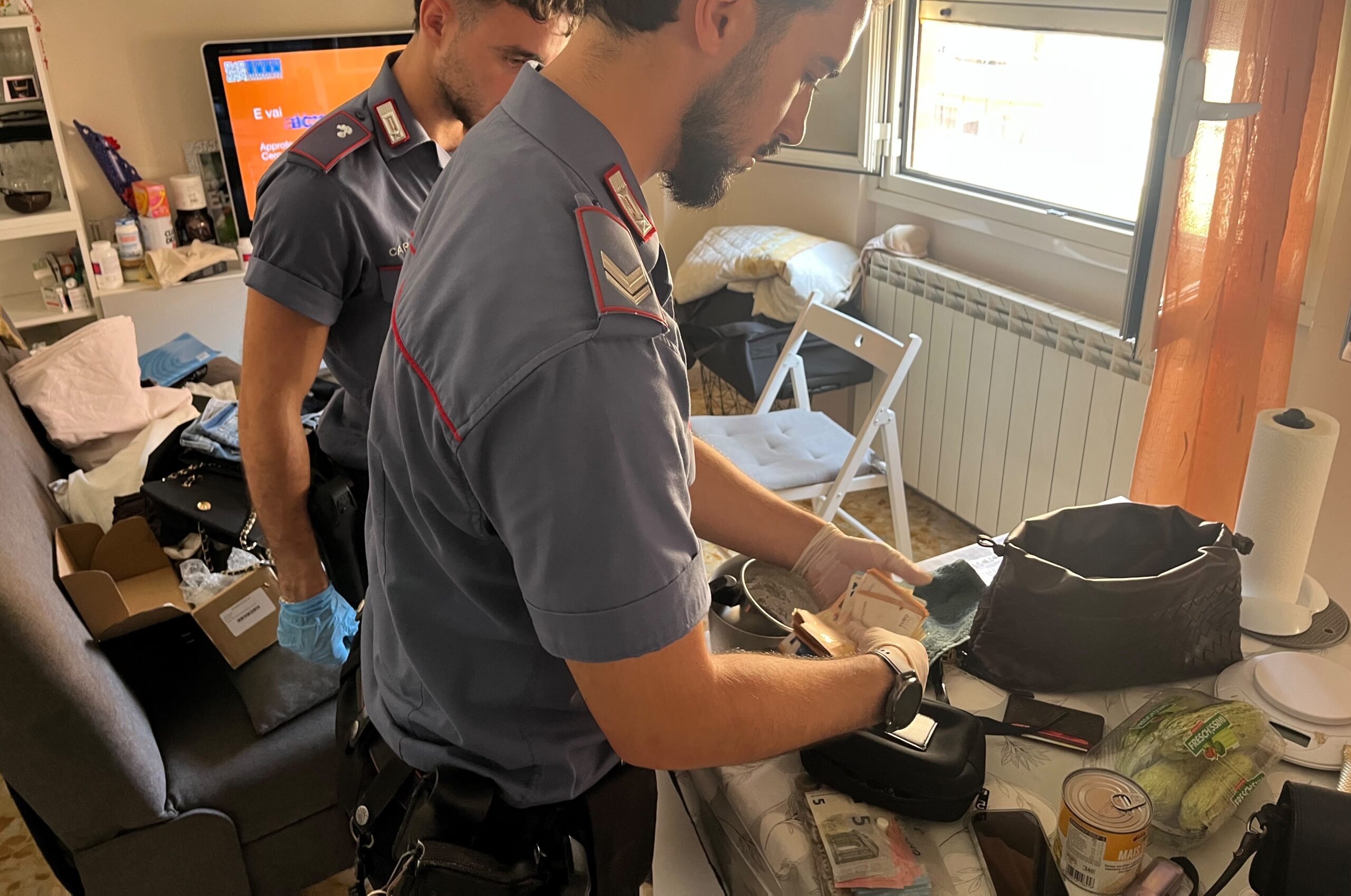 OSTIA_-_I_Carabinieri_intervenuti__2_