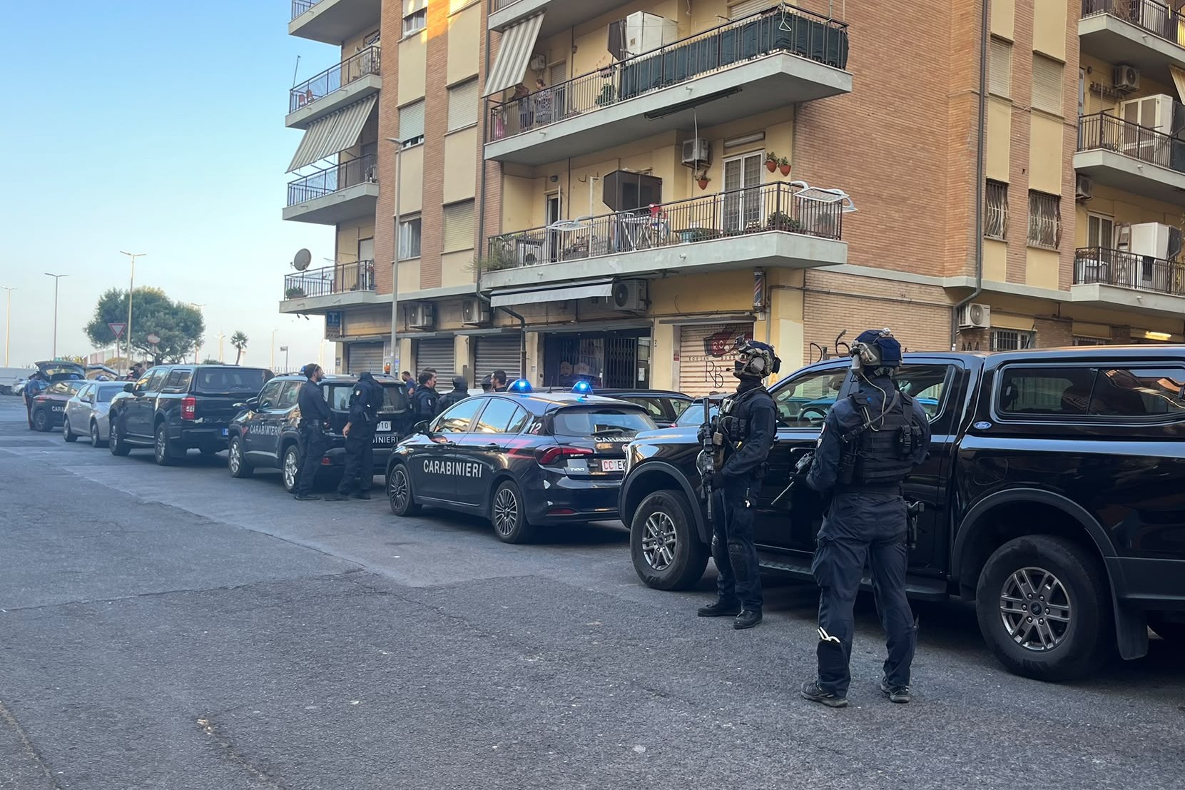 OSTIA_-_I_Carabinieri_intervenuti__3_
