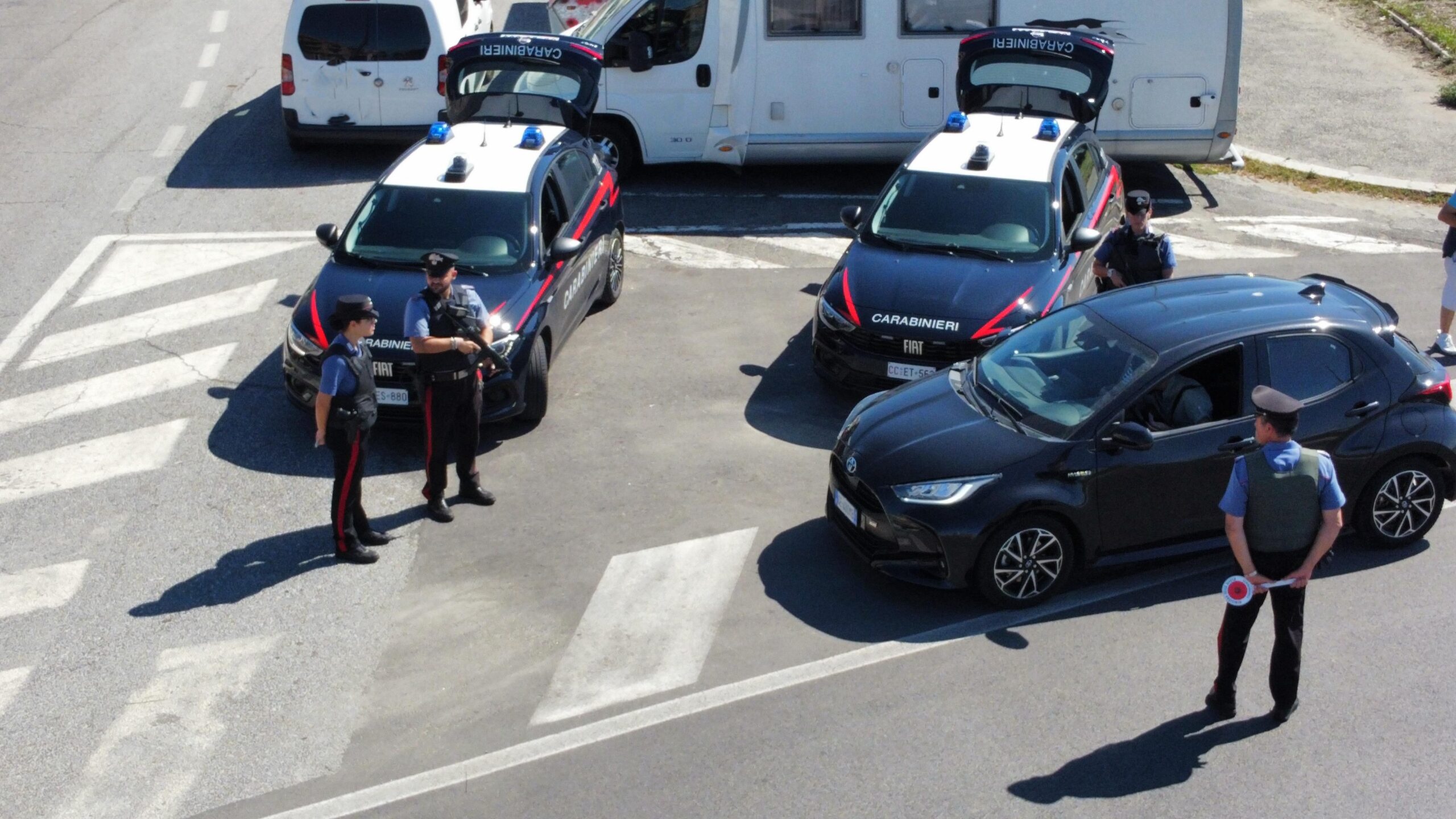 OSTIA_-_I_Carabinieri_intervenuti__6_