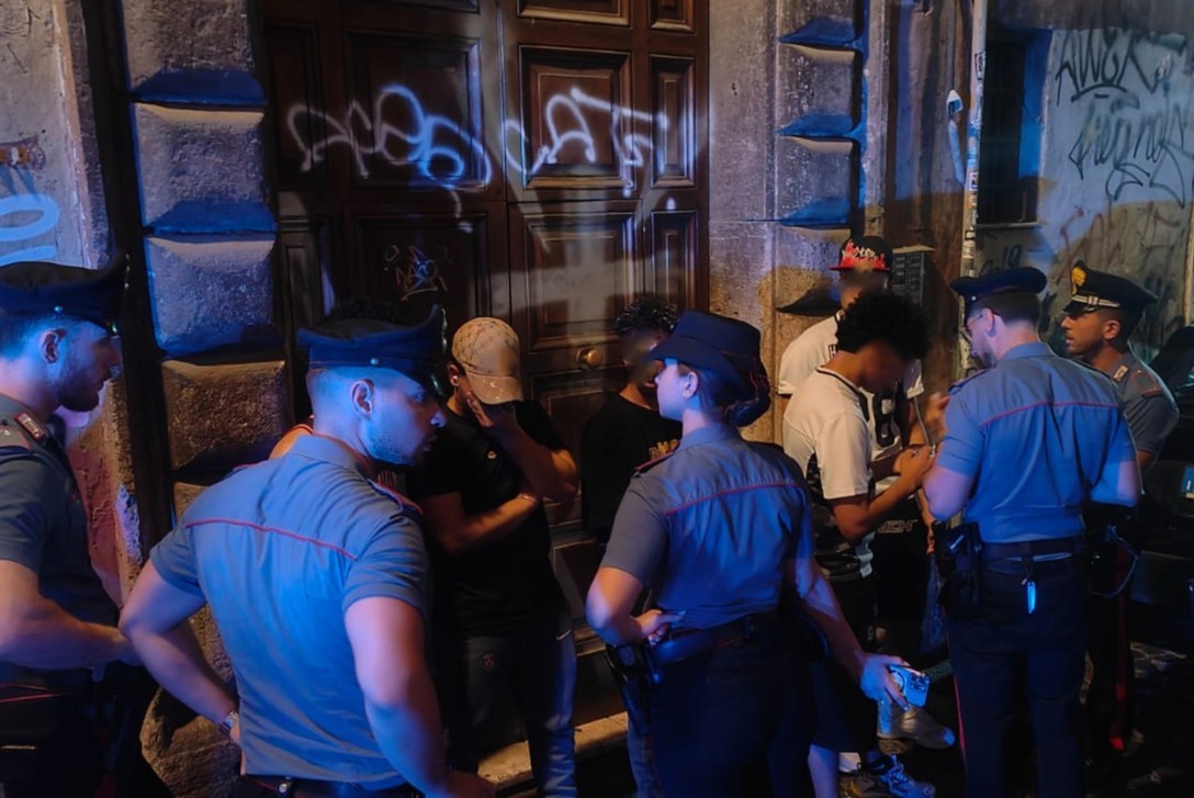 PROVINCIALE_-_I_Carabinieri_durante_i_controlli__4_