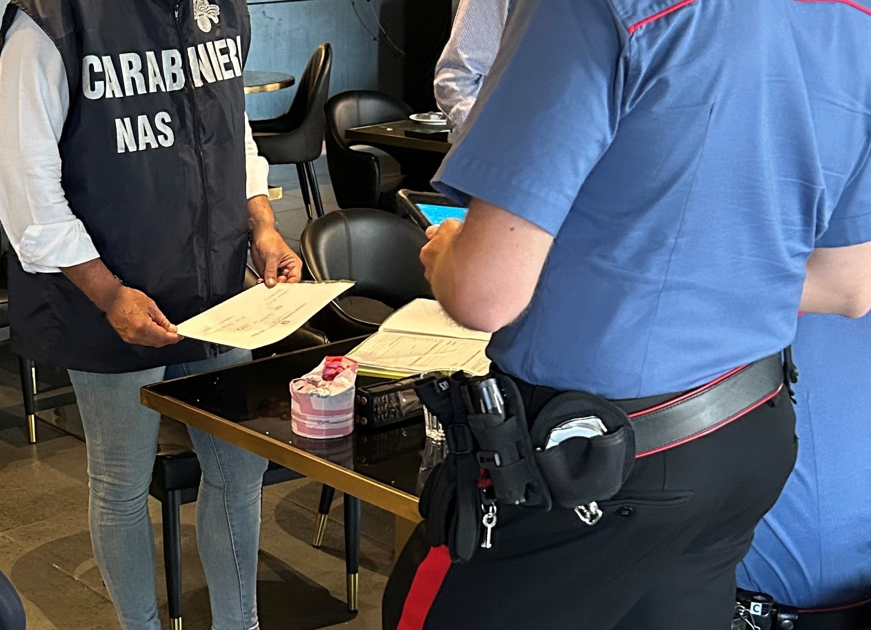 CASILINA_-_Controlli_dei_Carabinieri_nei_vari_quartieri__2_
