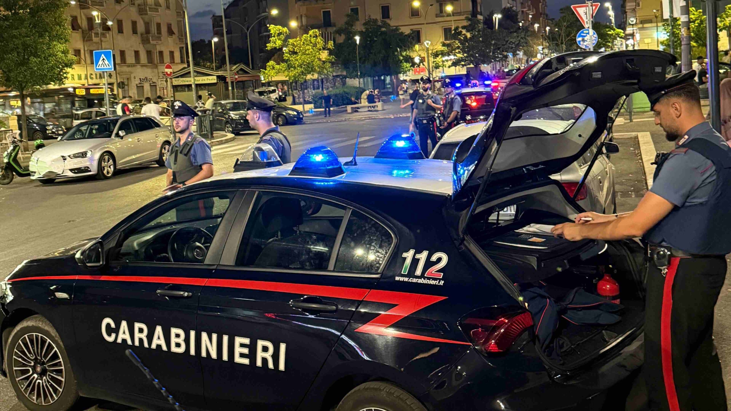 CASILINA_-_Controlli_dei_Carabinieri_nei_vari_quartieri__5_