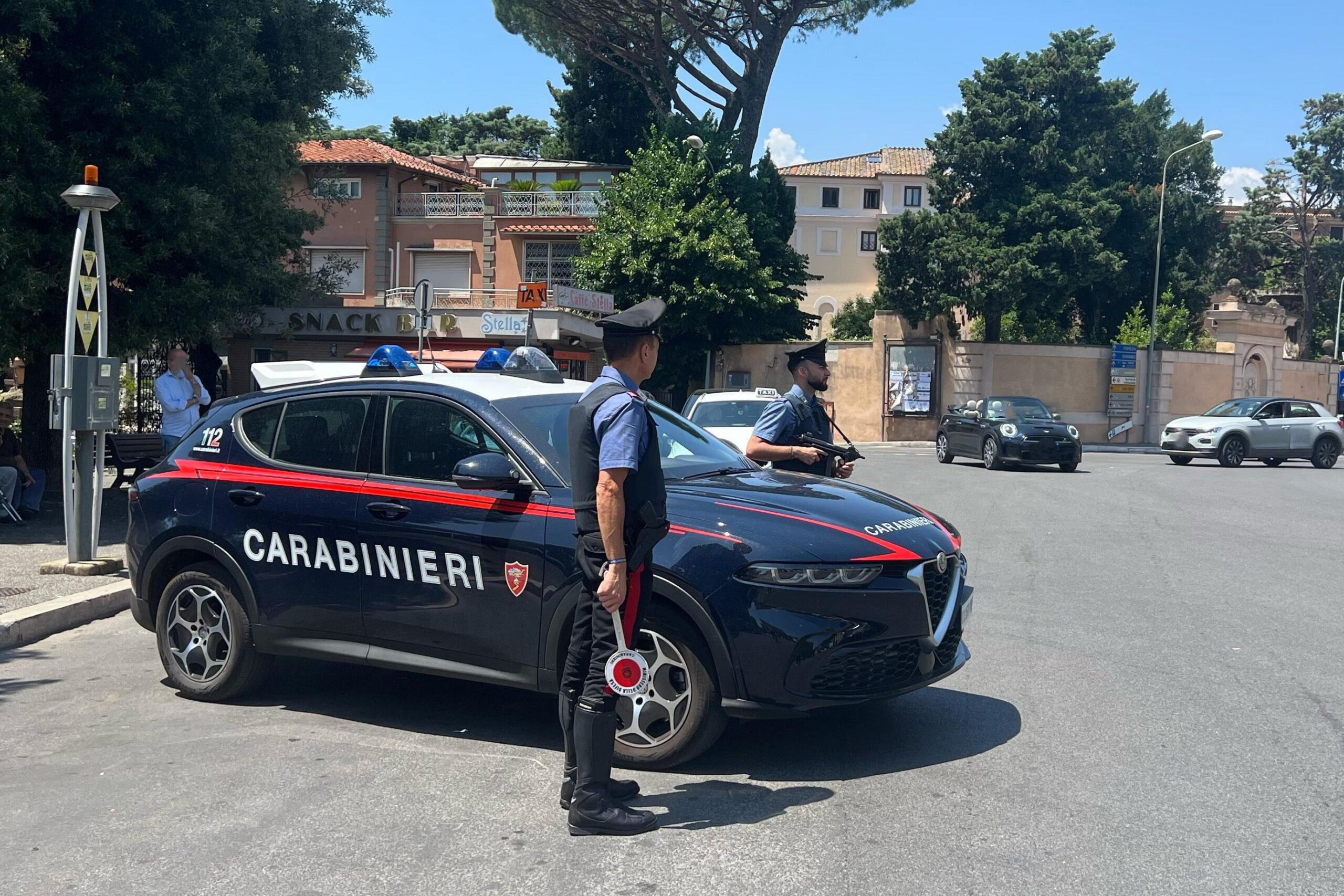 CASTEL_GANDOLFO_-_Controlli_dei_Carabinieri_nel_fine_settimana__1_