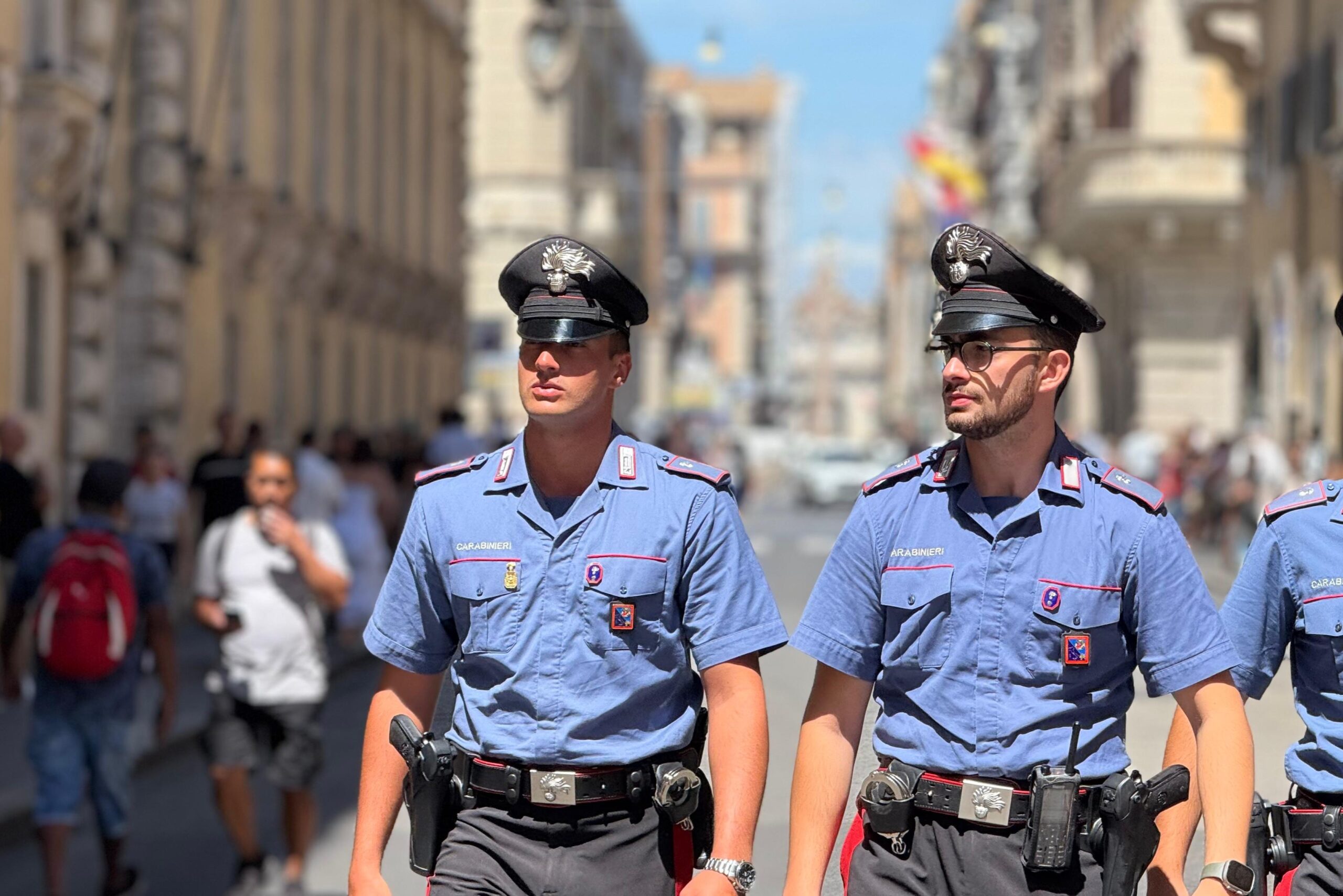 CENTRO_-_Carabinieri_contro_la_truffa_delle_tre_campanelle__1_