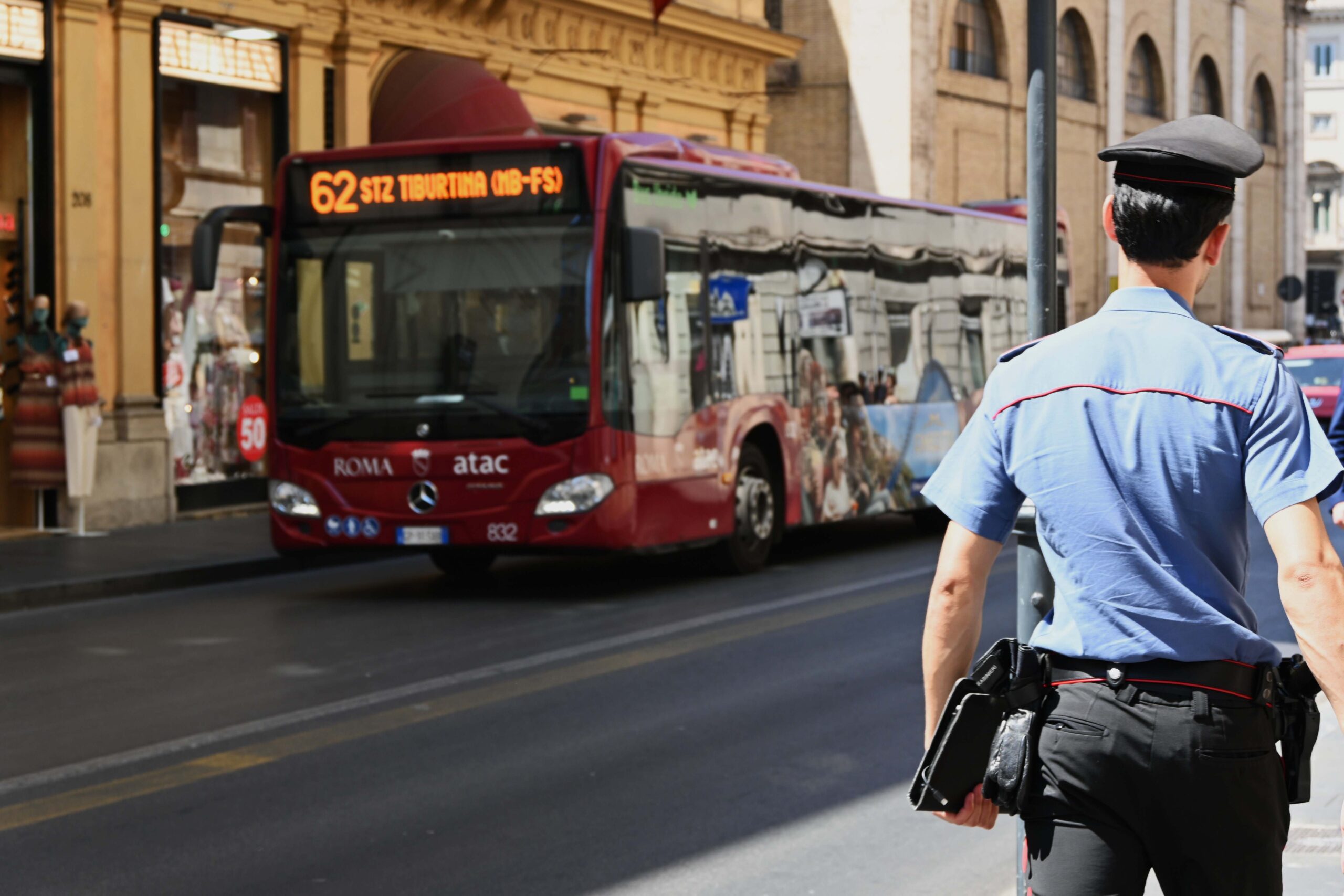 CENTRO_-_I_Carabinieri_impegnati_nei_controllli_del_centro_storico__2_