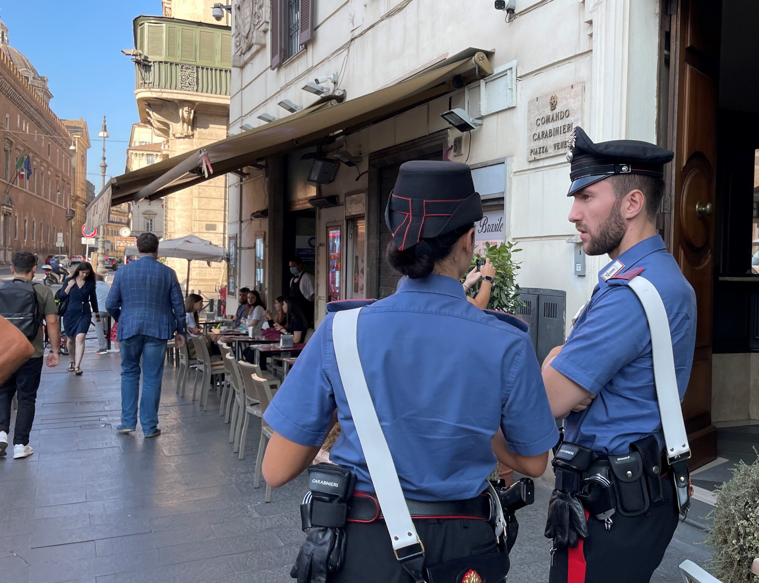 CENTRO_-_I_Carabinieri_intervenuti__2_