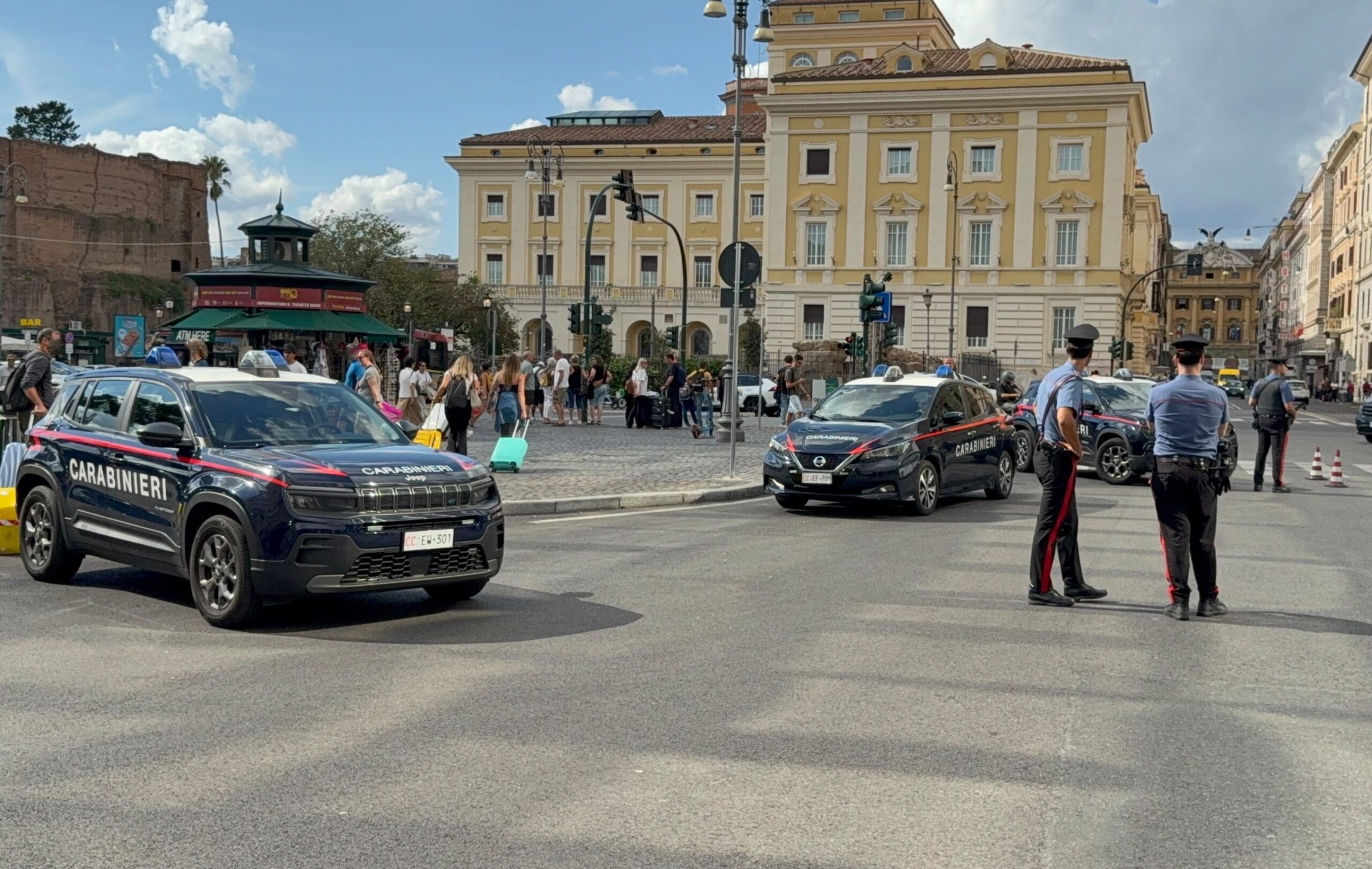 CENTRO_-_I_Controlli_dei_Carabinieri_a_Termini__1_