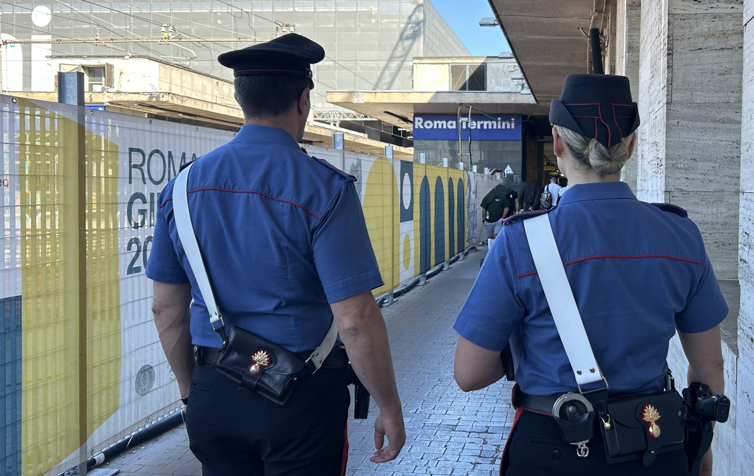 CENTRO_-_I_Controlli_dei_Carabinieri_a_Termini__5_