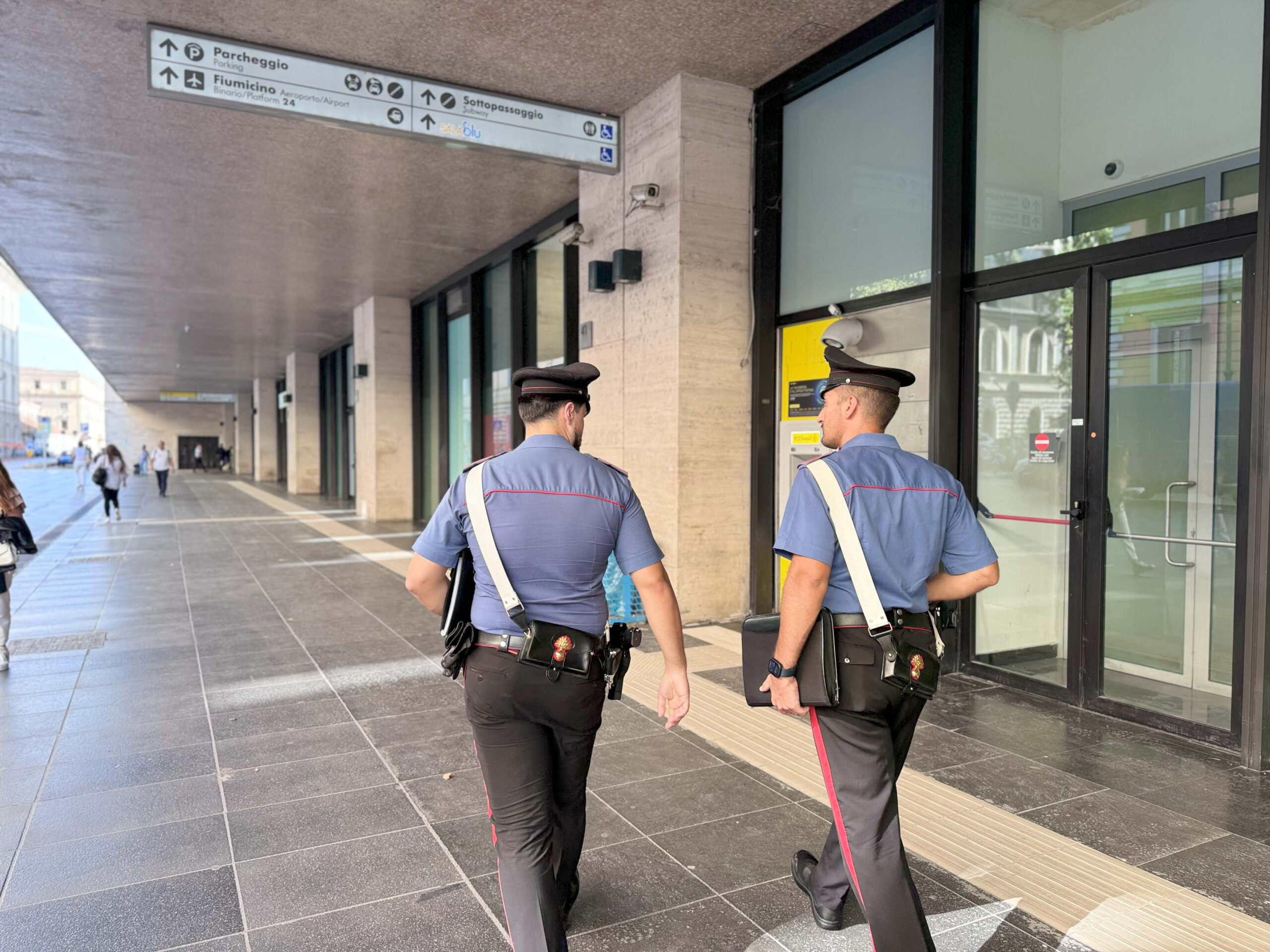 CENTRO_-_I_Controlli_dei_Carabinieri_a_Termini__6_
