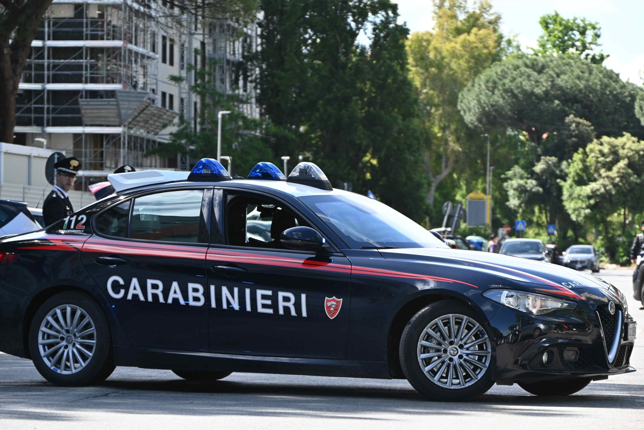 FRASCATI_-_I_Carabinieri_nel_corso_dei_controlli__2_