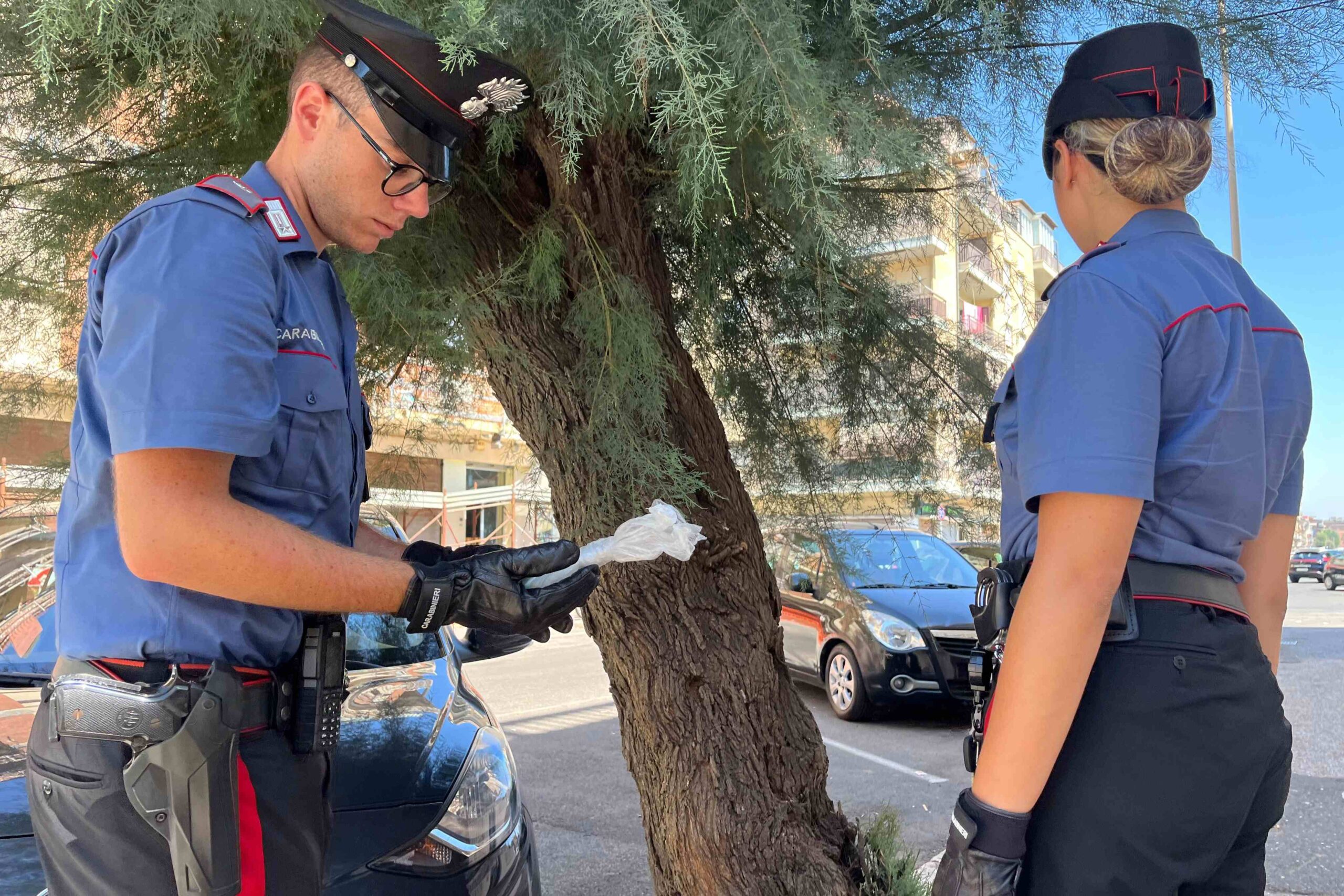 OSTIA_-_Attivit__antidroga_dei_Carabinieri_sul_litoral_e__1_
