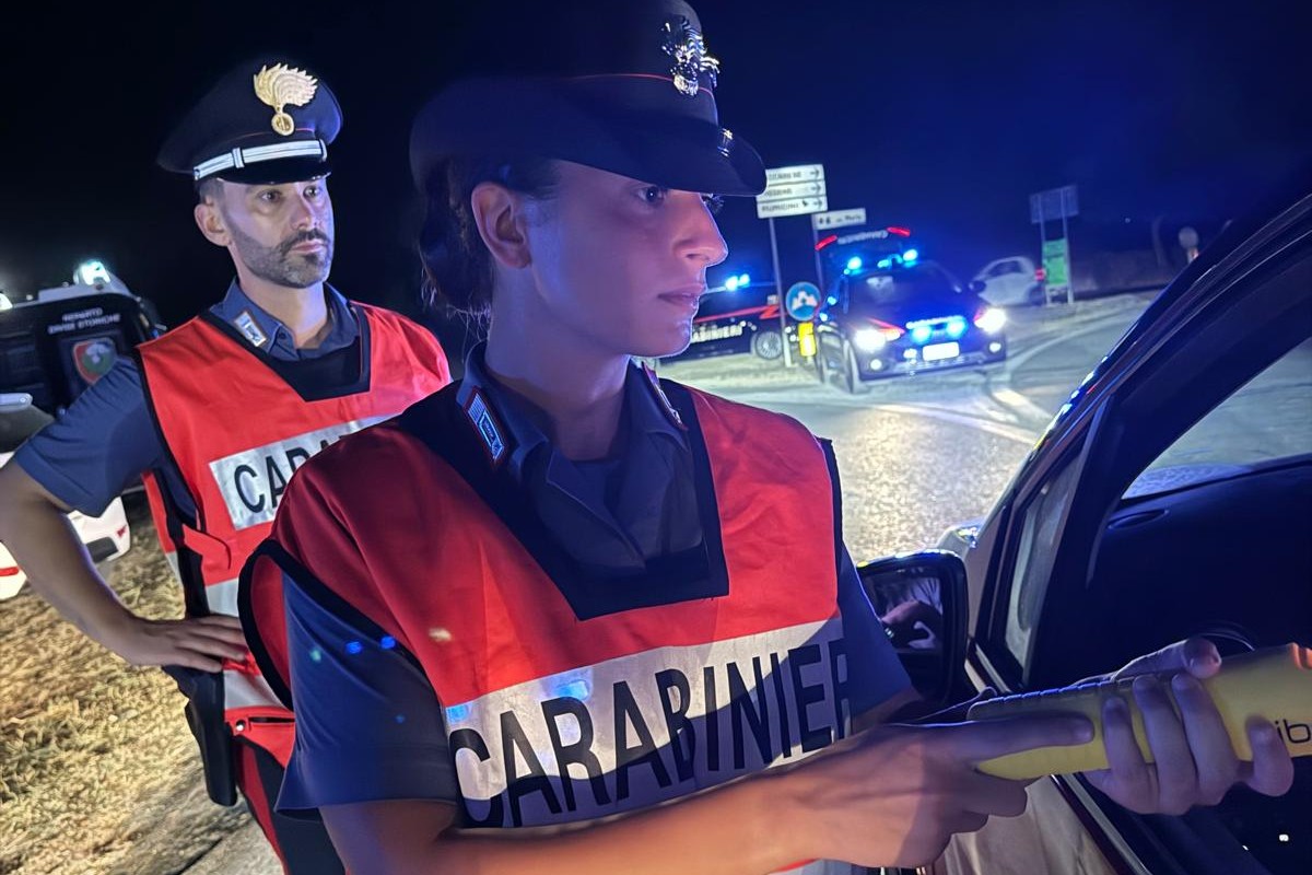 OSTIA_-_I_controlli_dei_carabinieri_sul_litorale__6_