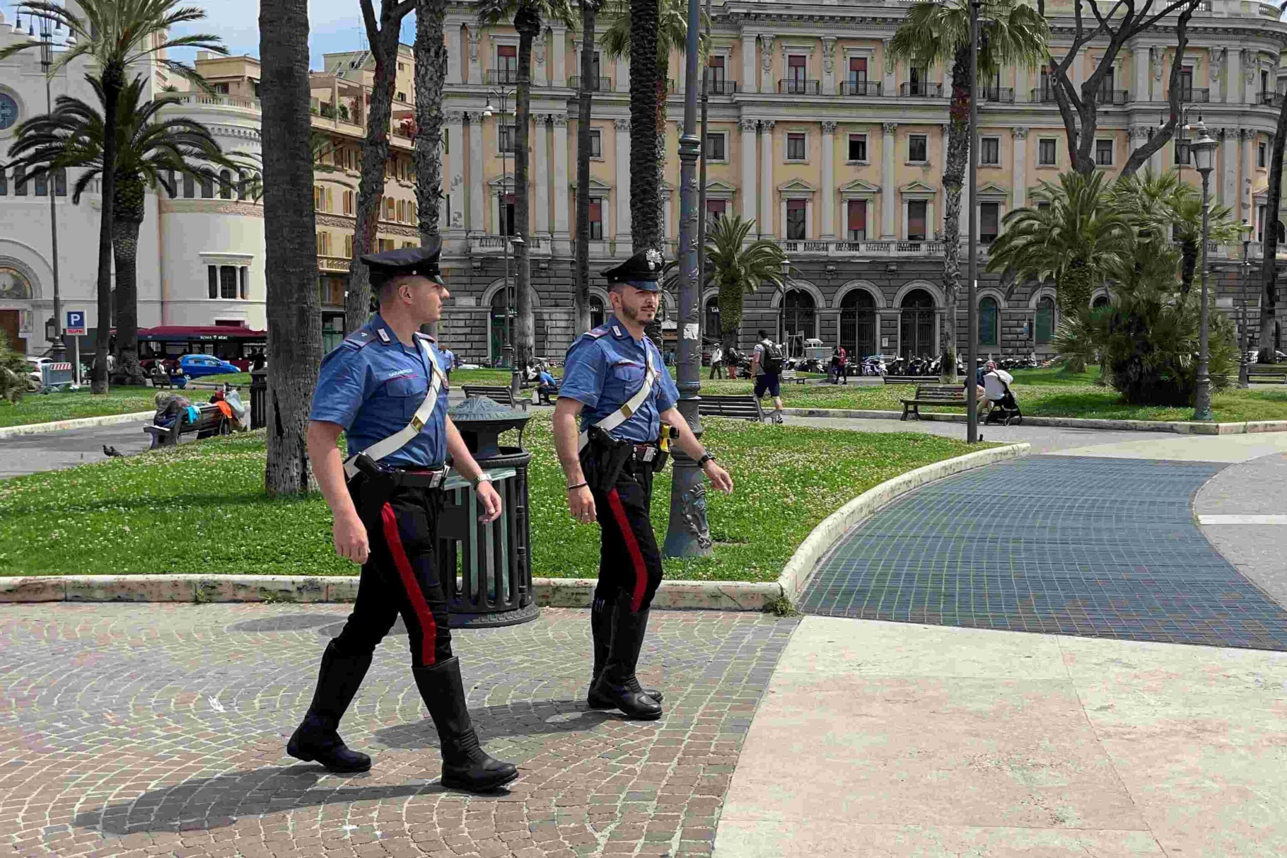 SAN_PIETRO_-_Controlli_dei_Carabinieri_contro_criminalit___e_degrado__4_