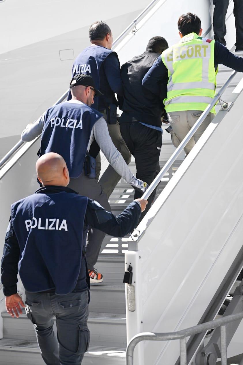 polizia_8cf04187_0